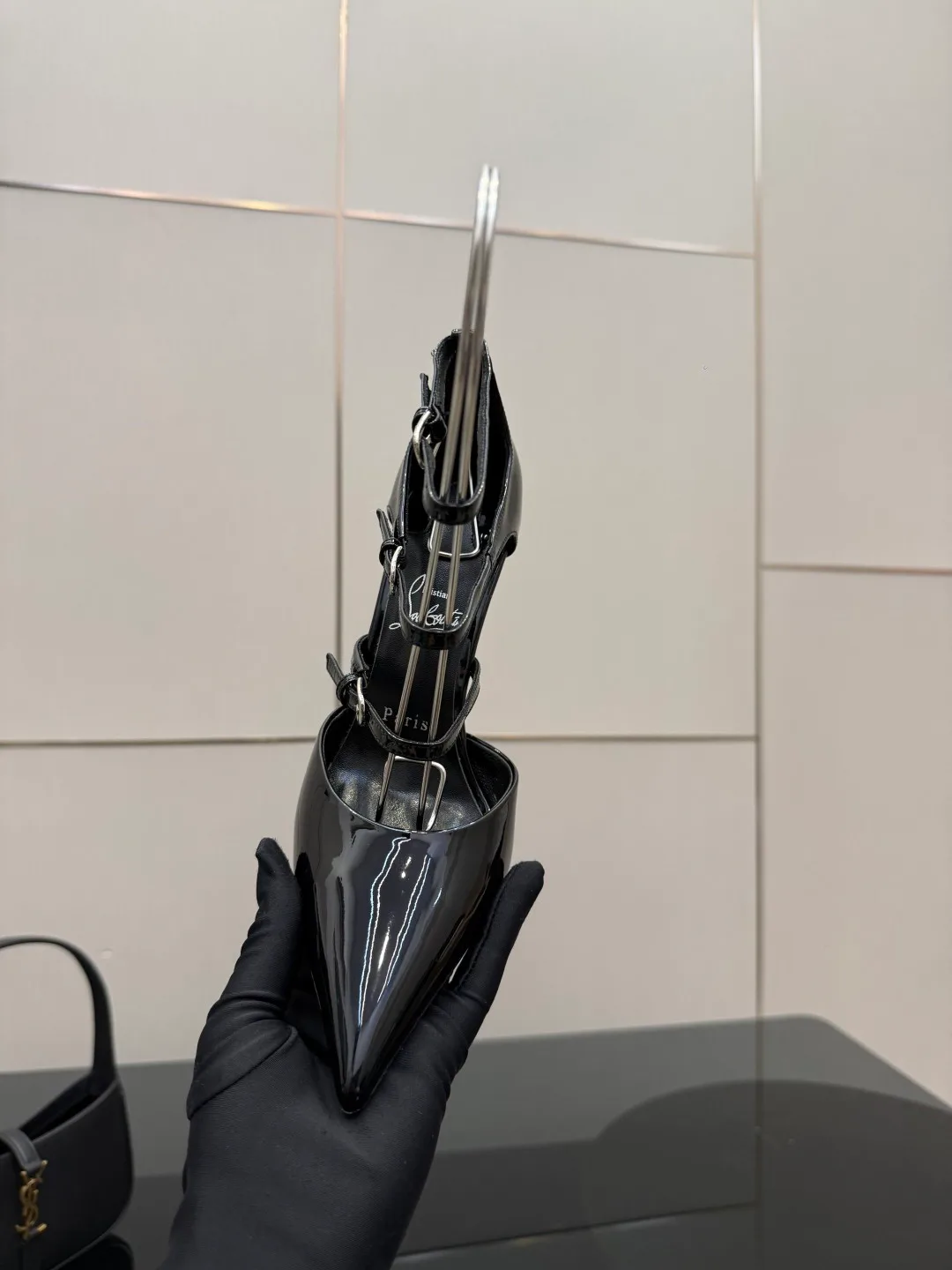 Туфли Женские Christian Louboutin 399081