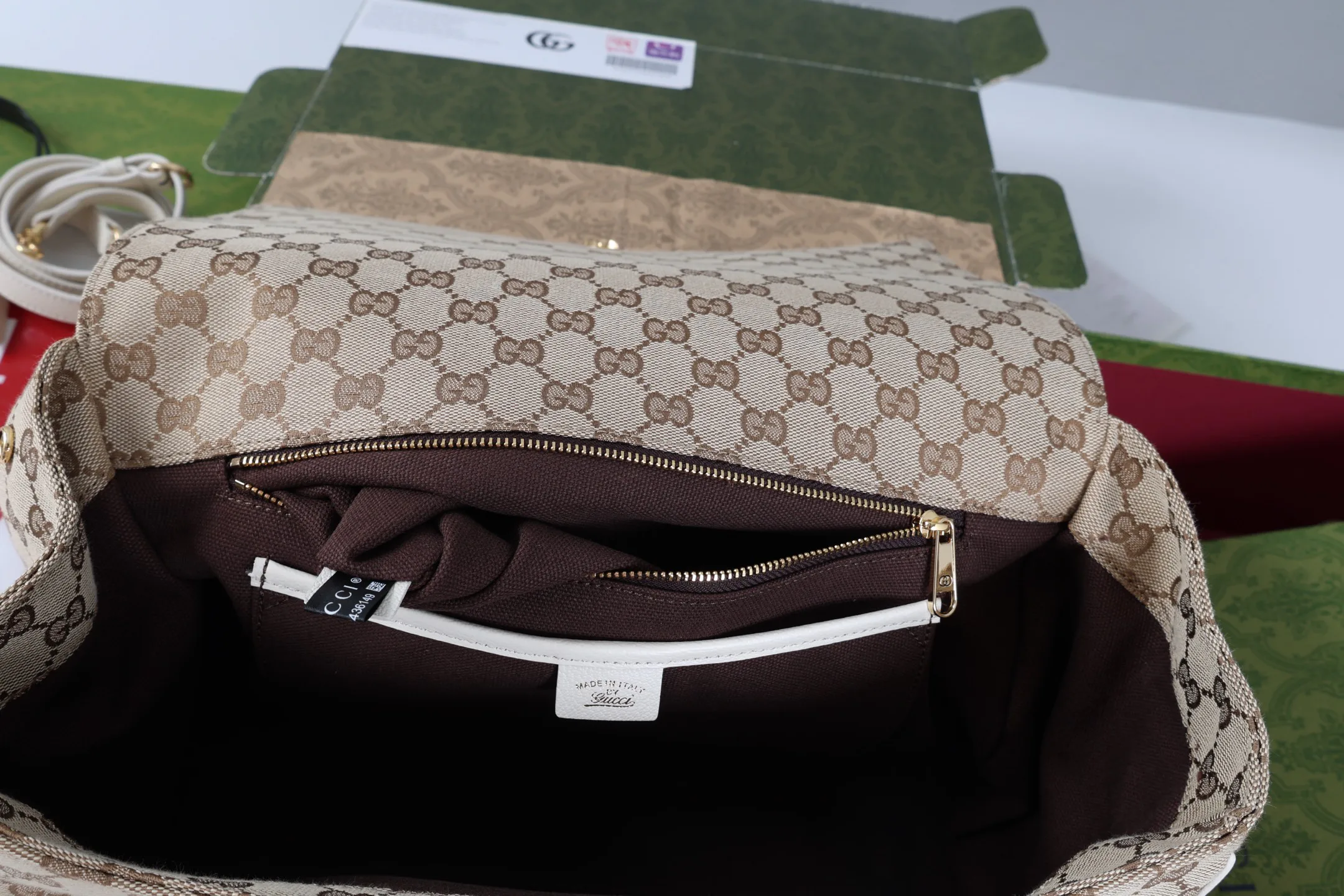 Классические Сумки Женские Gucci 18250578