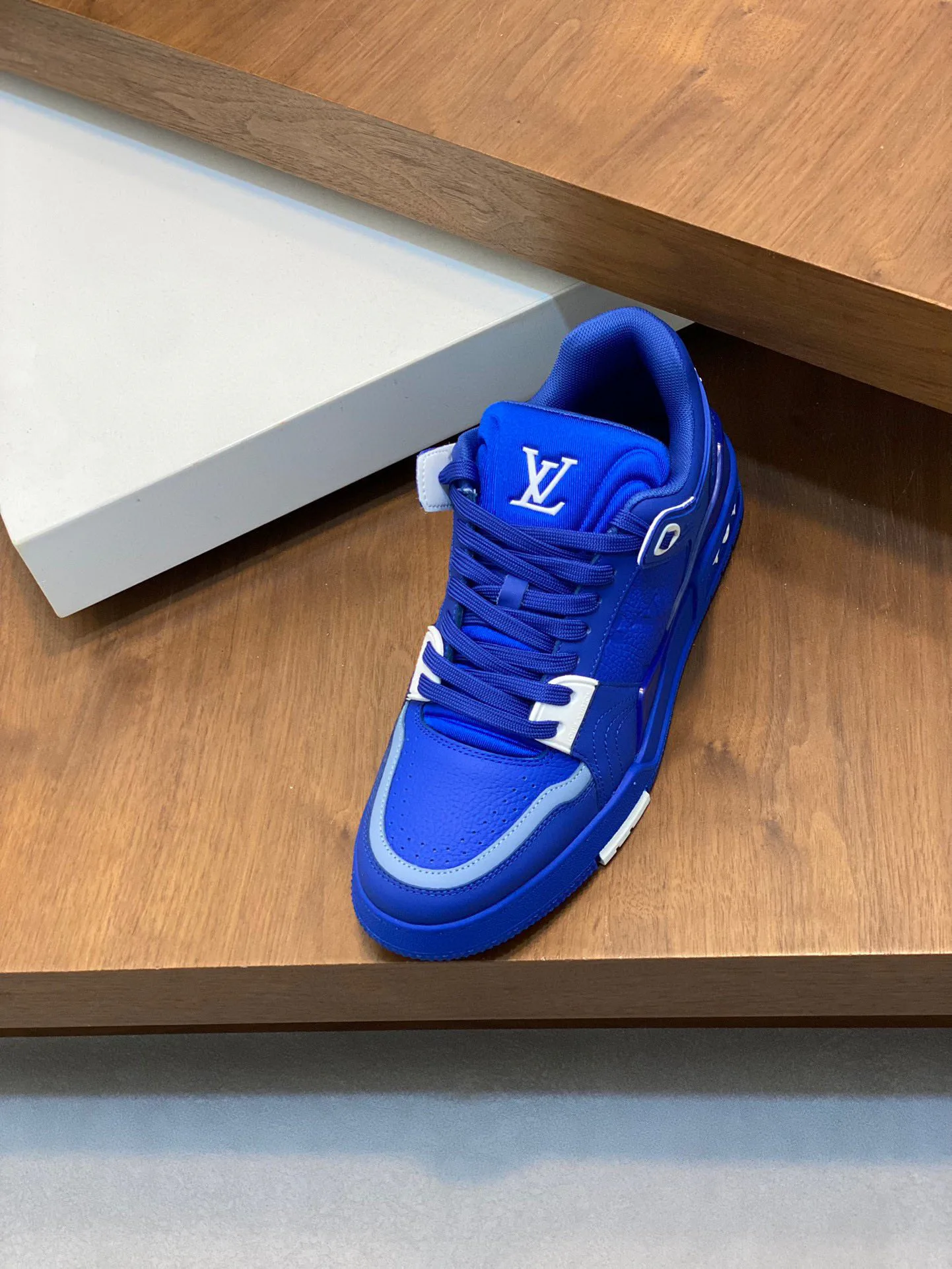 Кроссовки Мужские Louis Vuitton 4705630