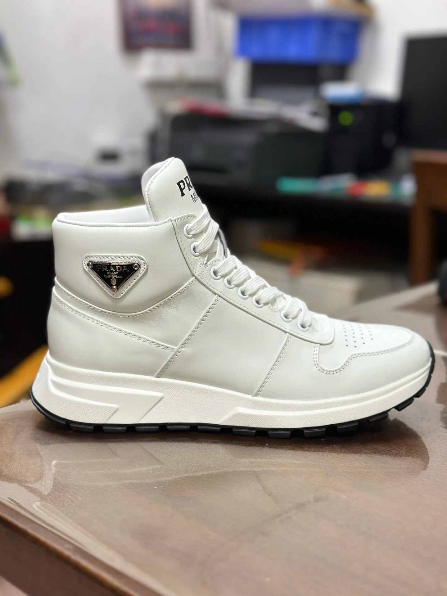 Кроссовки Мужские Prada 232461