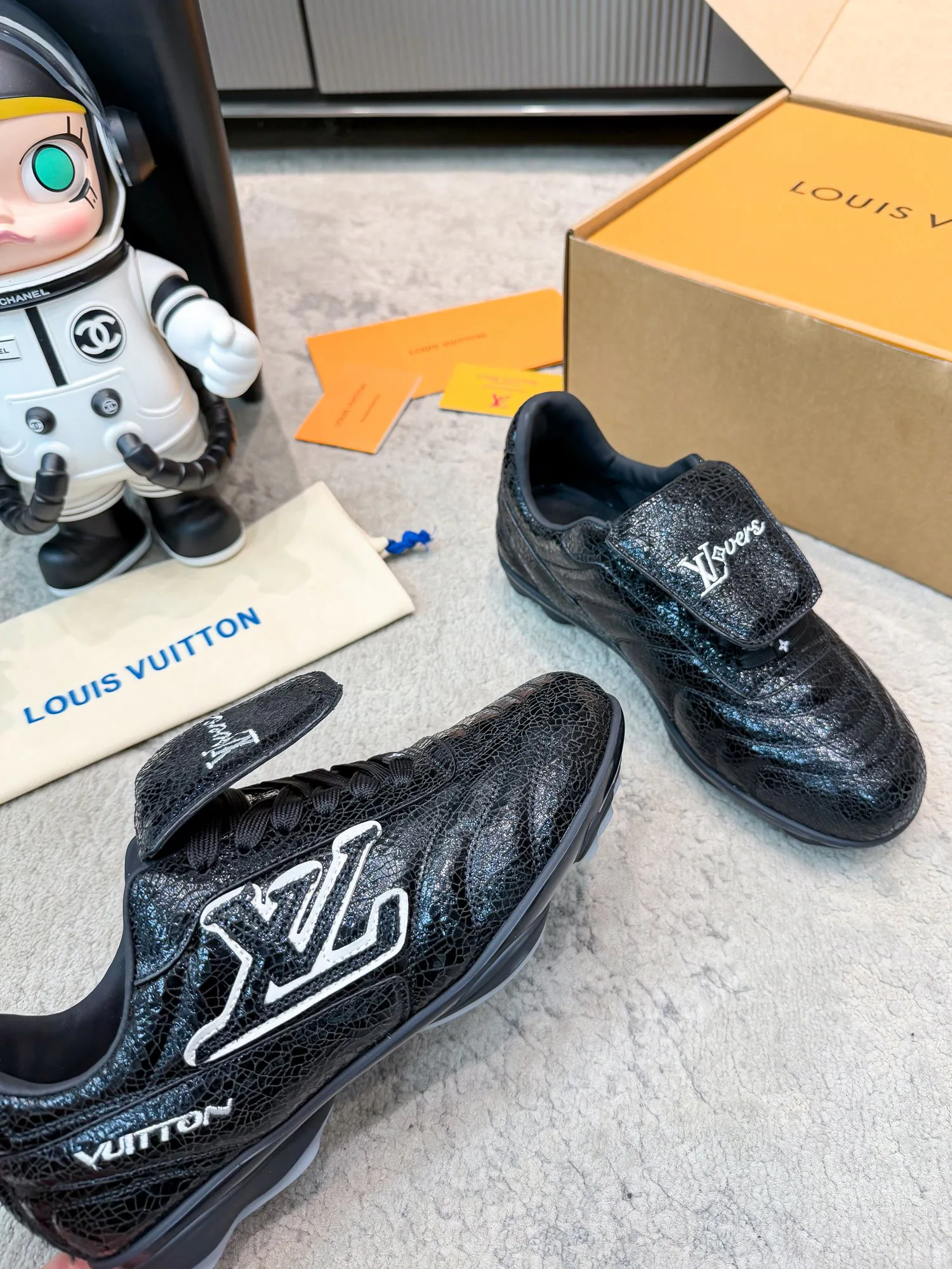 Кроссовки Женские Louis Vuitton 913137