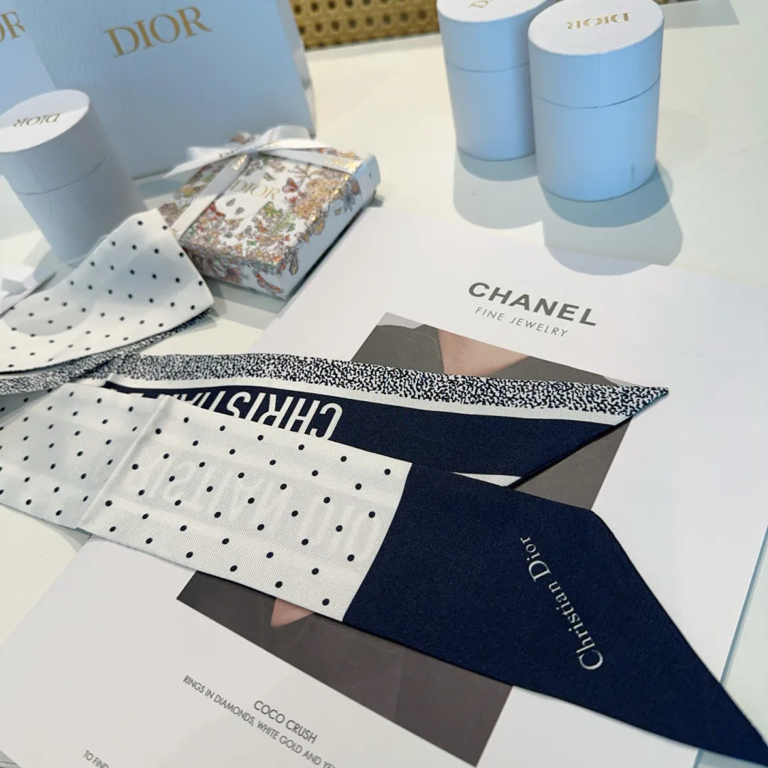 Платки Christian Dior 11616509