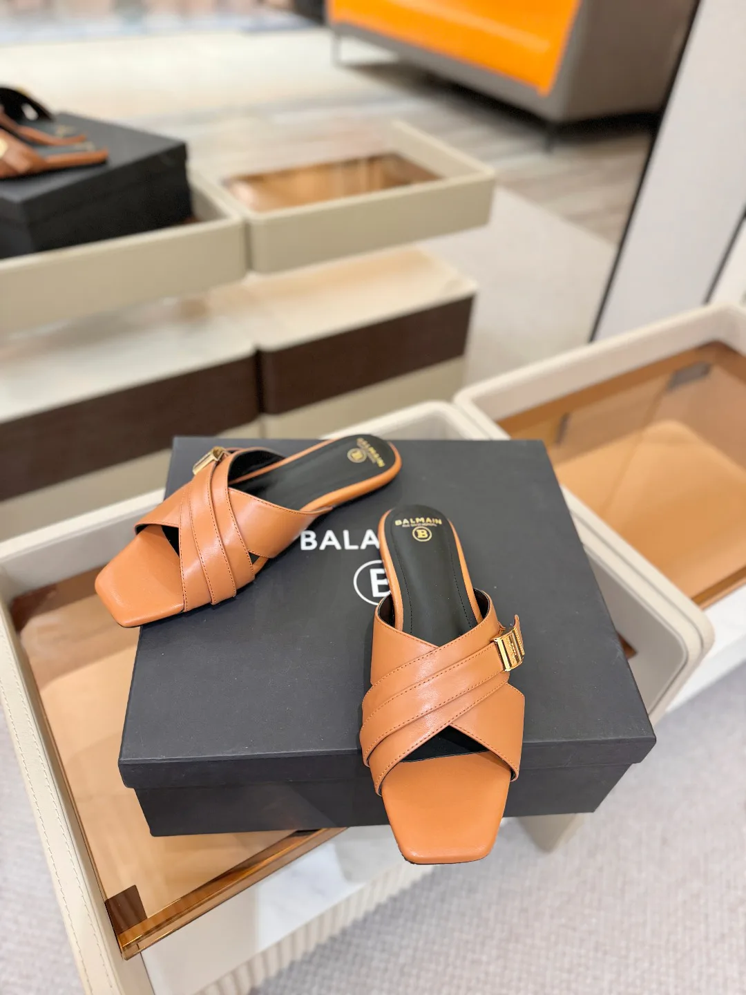 Шлепанцы Женские Balmain 840989