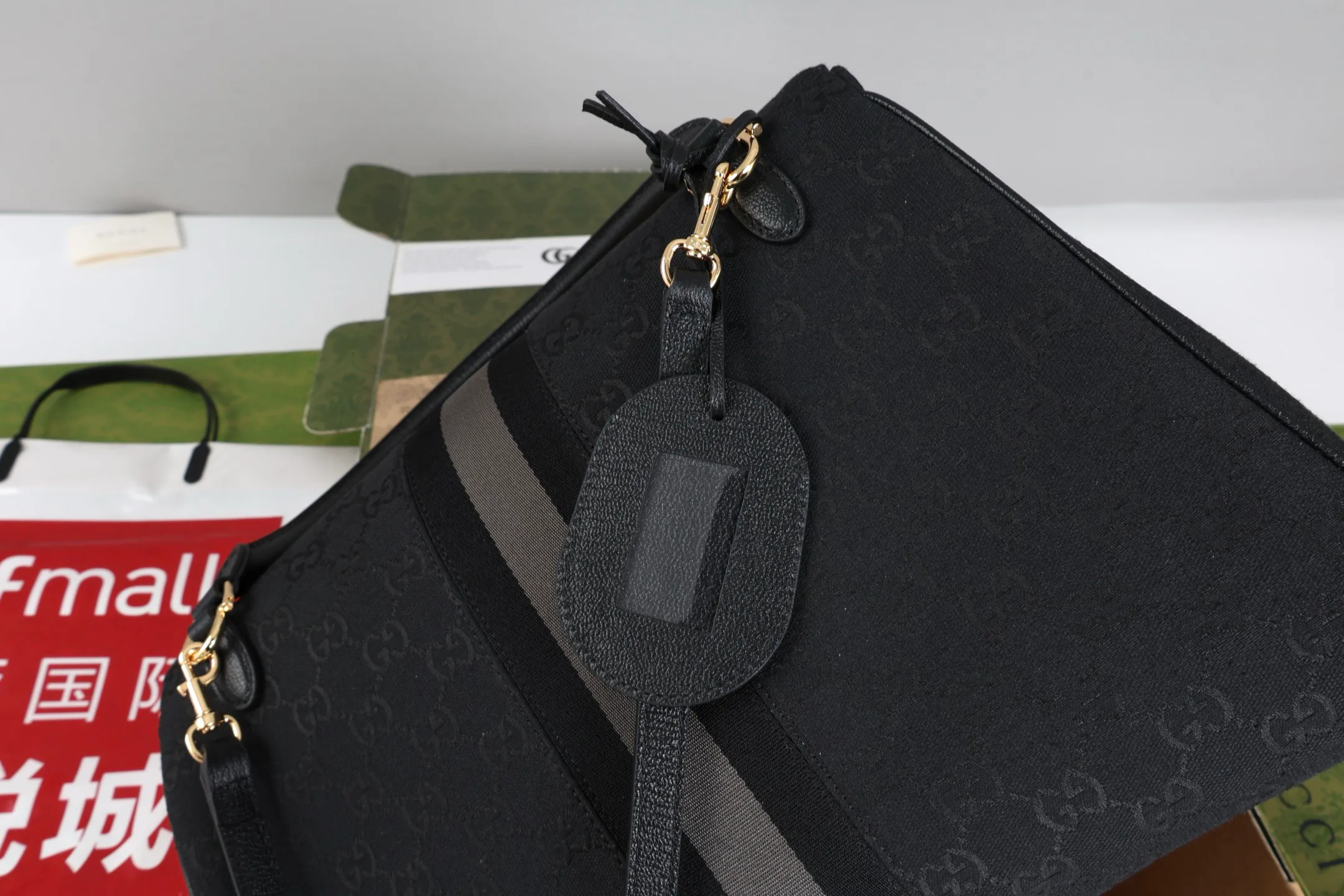 Классические Сумки Женские Gucci 18250580