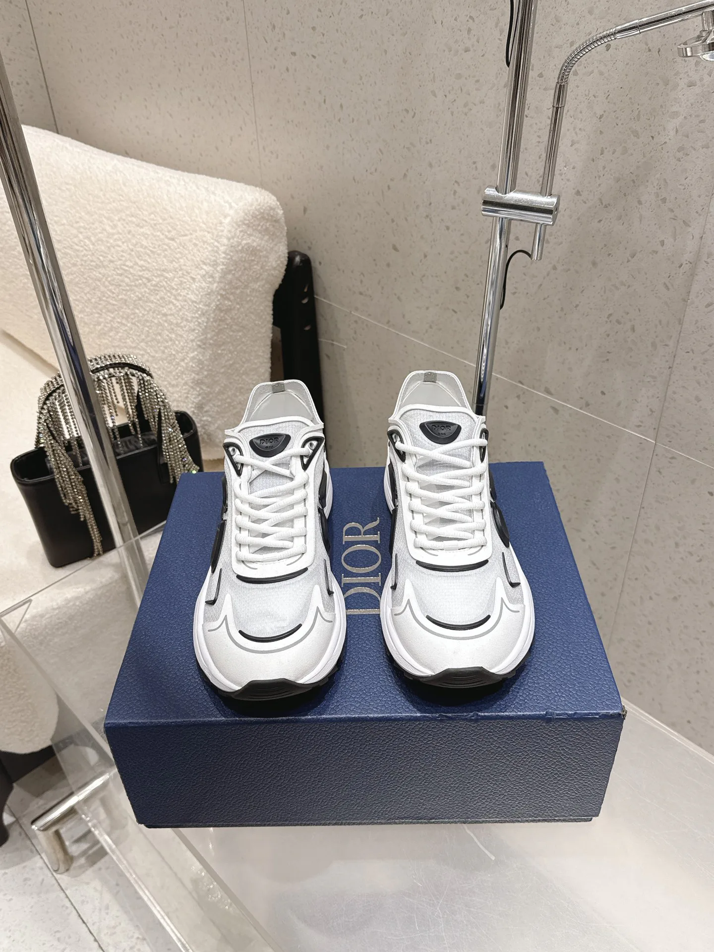 Кроссовки Женские Christian Dior 11647869