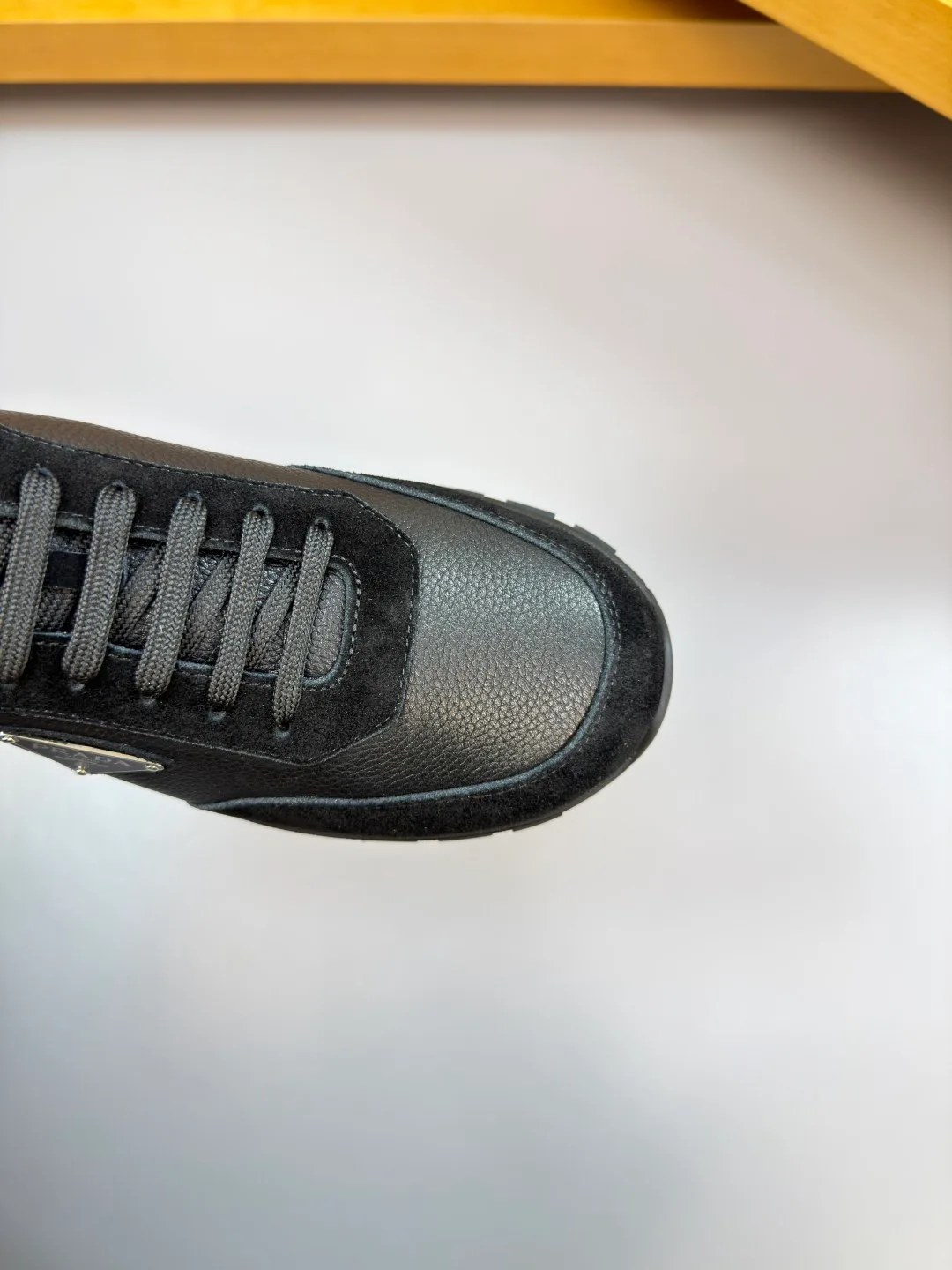 Кроссовки Мужские Prada 2389703