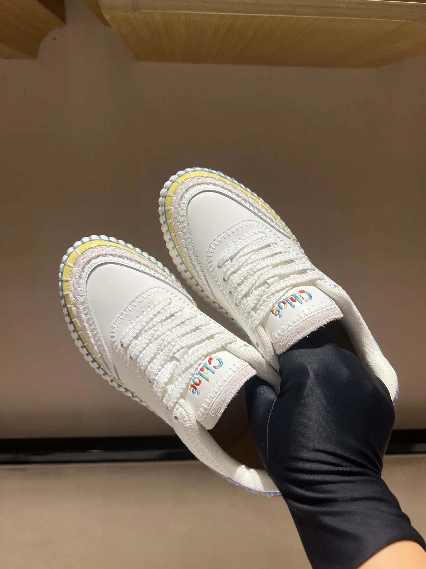 Кроссовки Женские Chloe 18020524