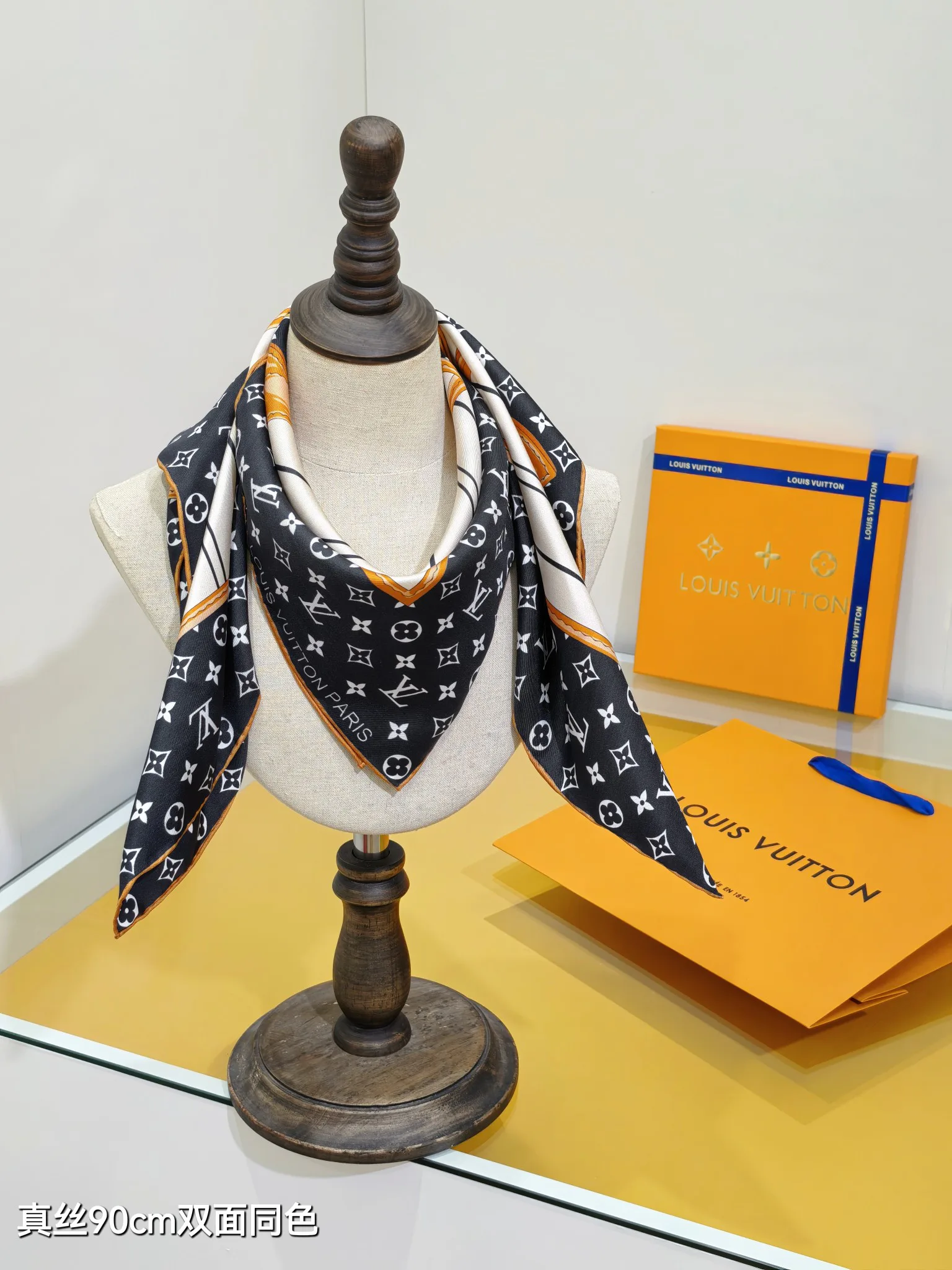 Шарфы Louis Vuitton 13119673