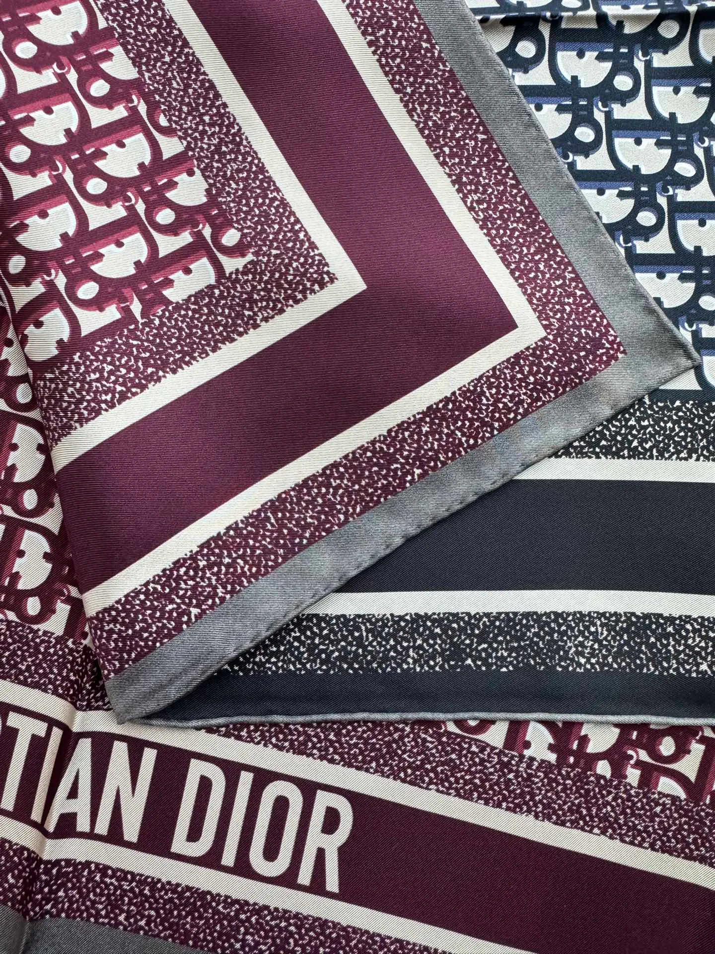 Платки Christian Dior 12737815