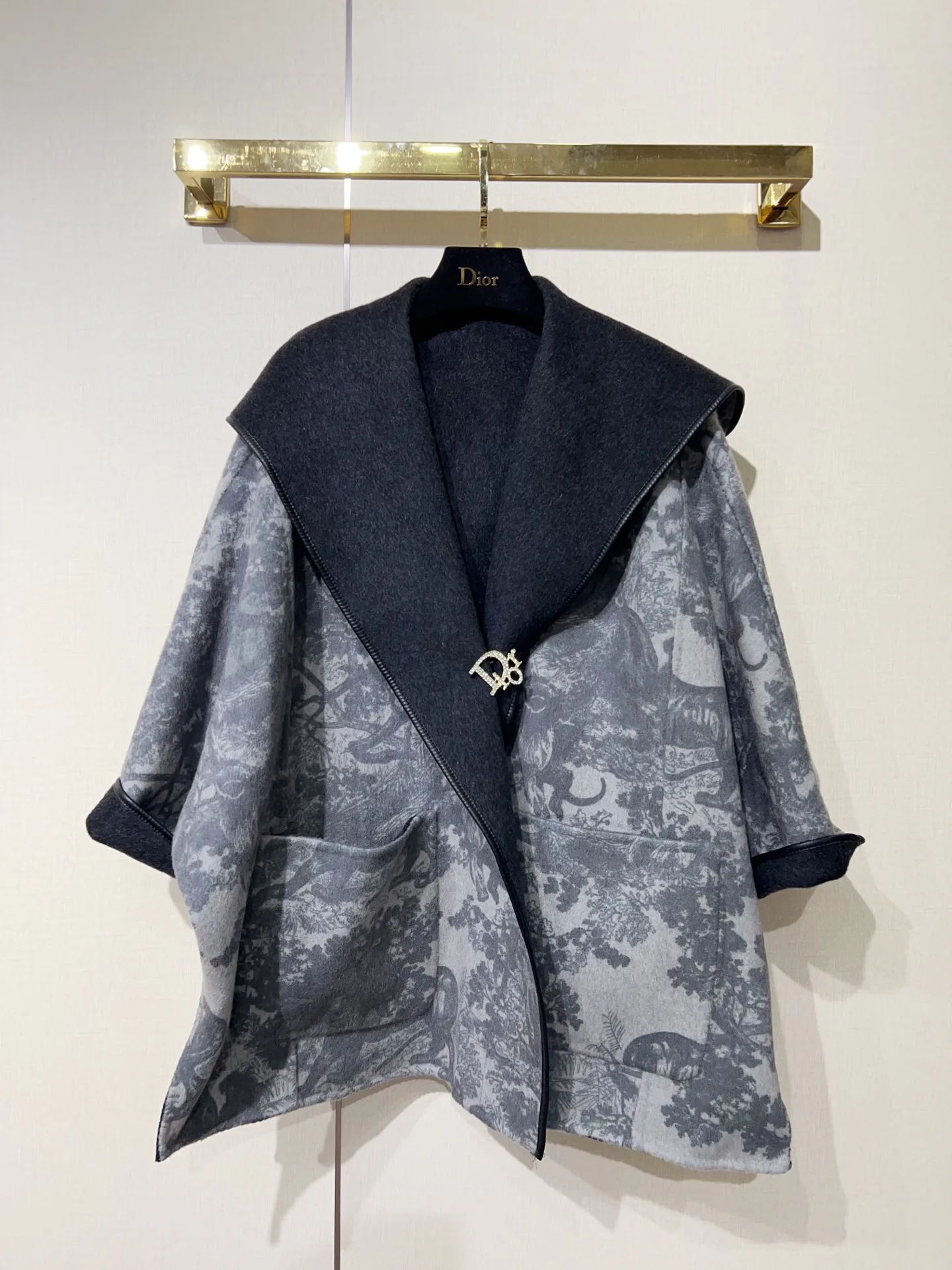 Пальто Женские Christian Dior 18842857