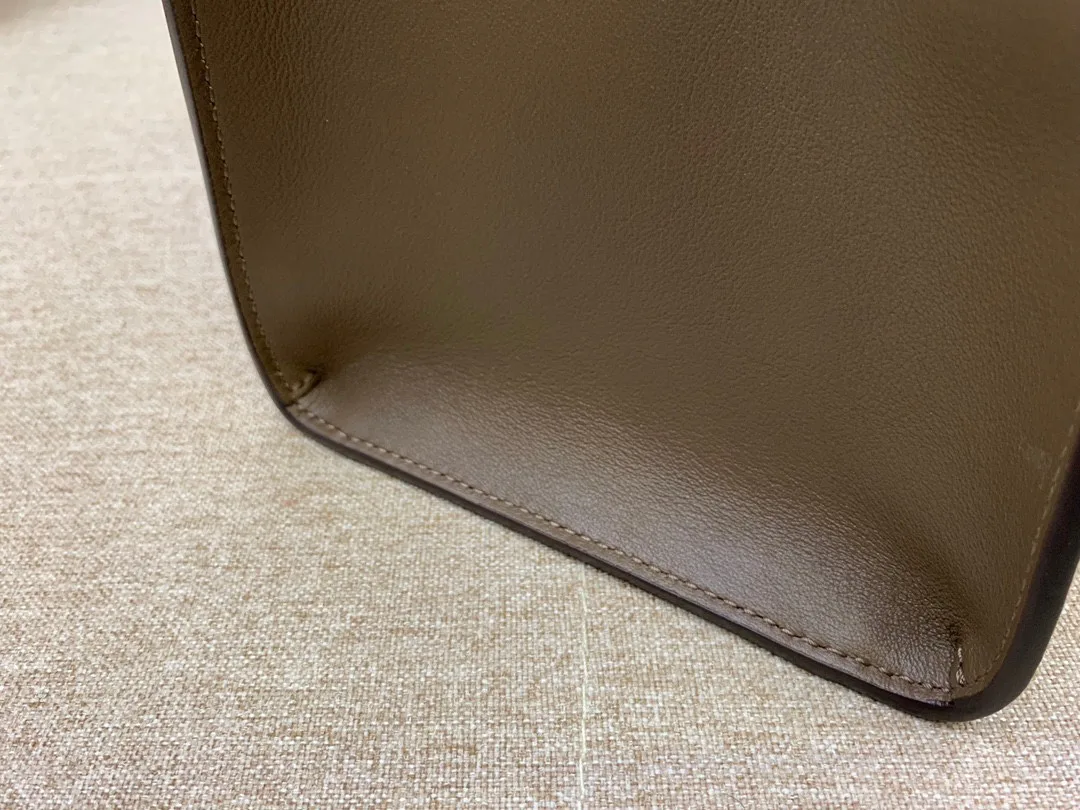 Классические Сумки Женские Fendi 10644807
