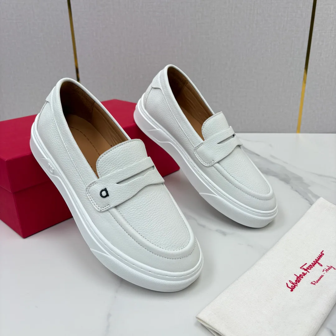 Лоферы И Мокасины Женские Salvatore Ferragamo 17936403