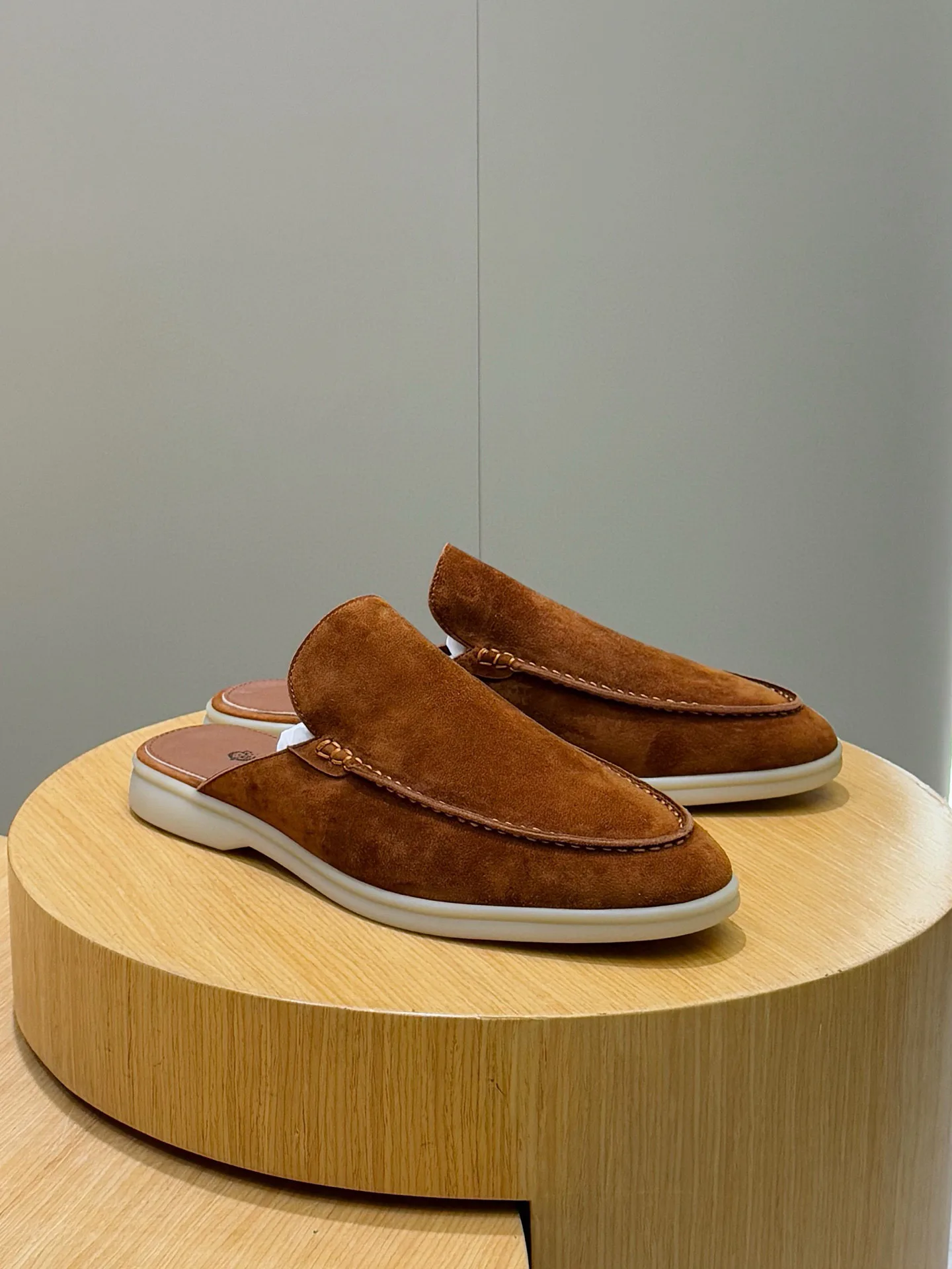 Туфли Женские Loro Piana 13314031
