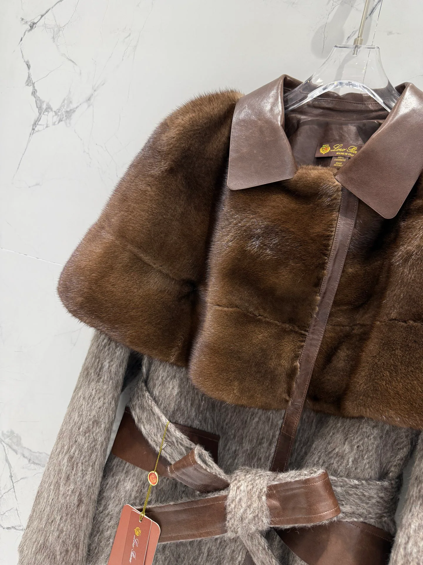 Шубы Женские Loro Piana 18082842