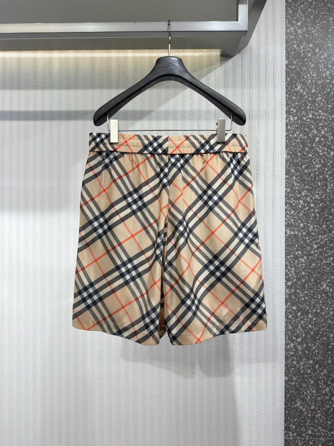 Шорты Мужские Burberry 13139514
