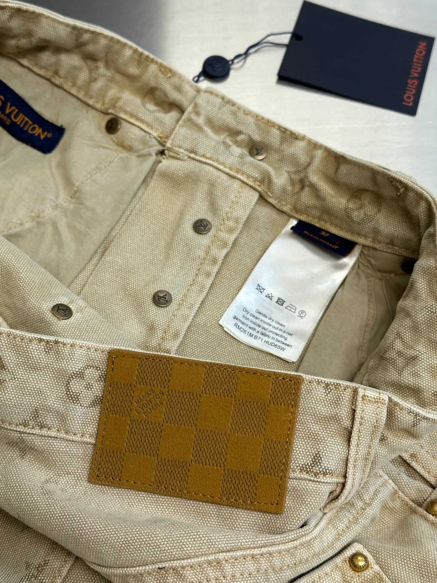 Джинсы Мужские Louis Vuitton 17299060