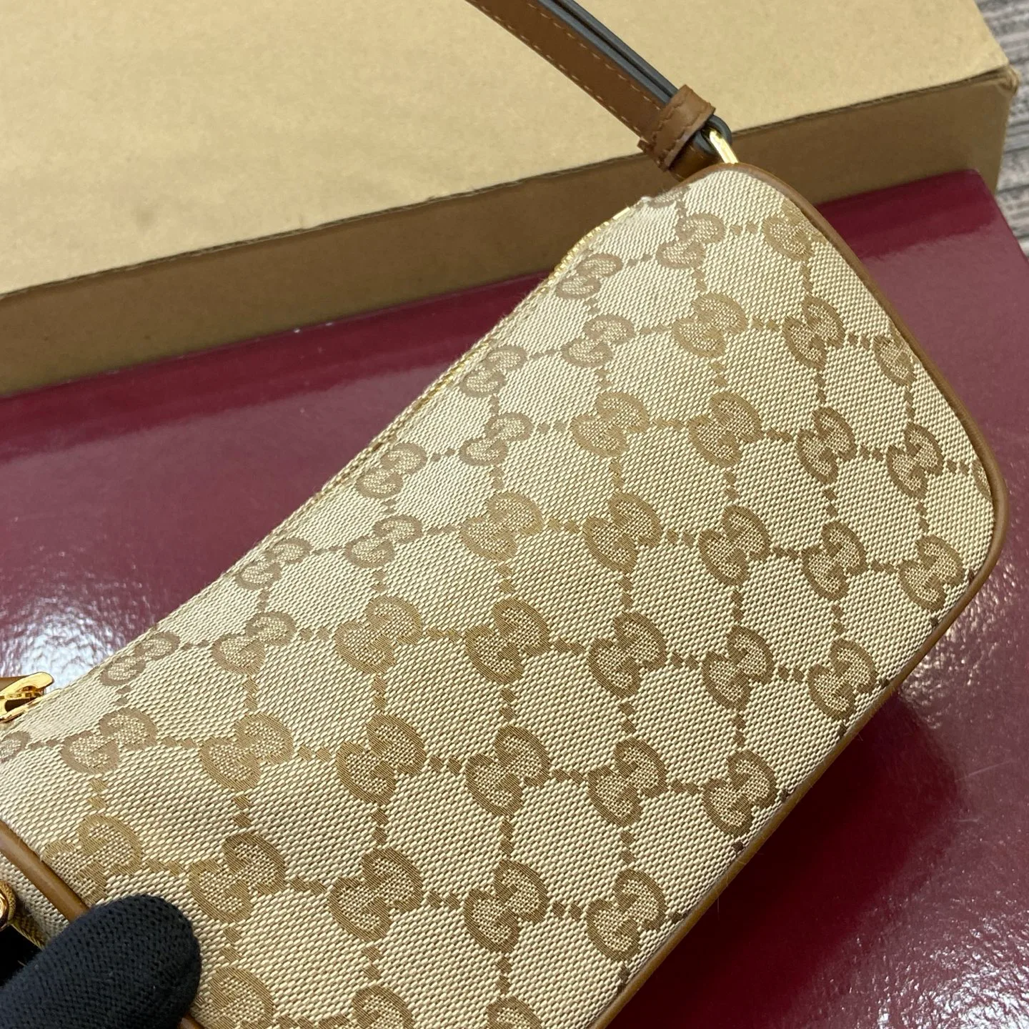 Классические Сумки Женские Gucci 11704002