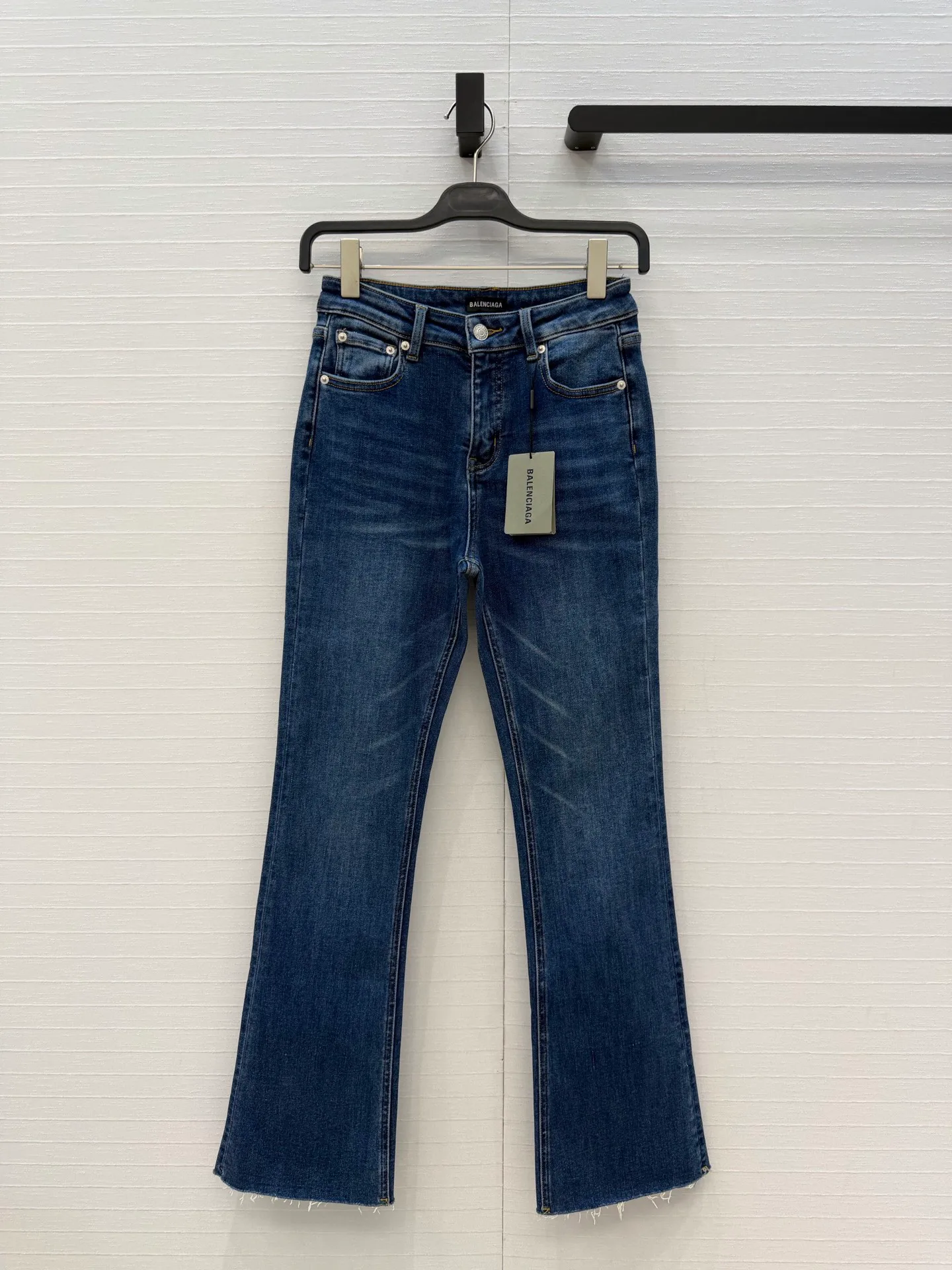Джинсы Женские Balenciaga 19460882