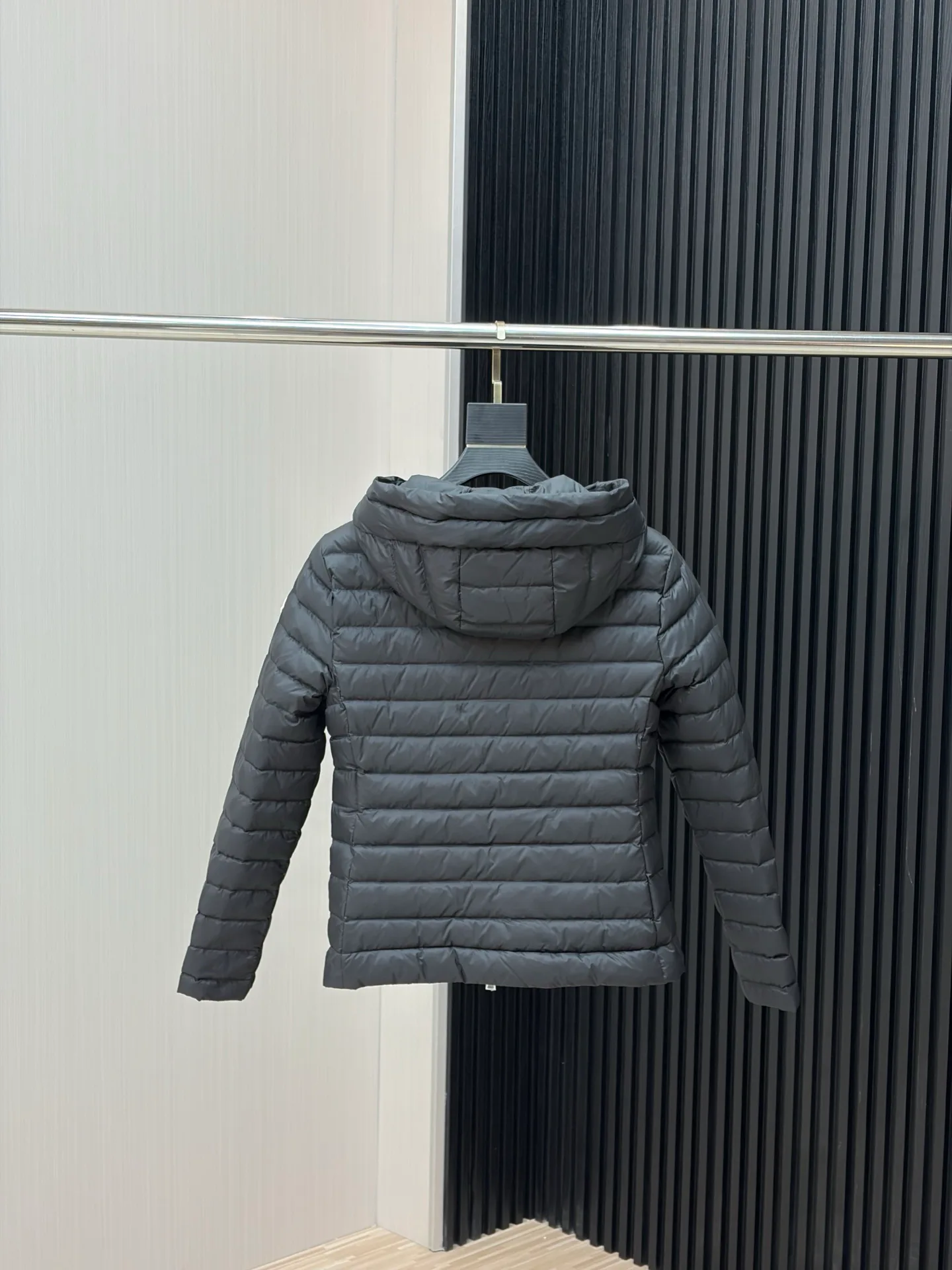 Куртки И Пуховики Мужские Moncler 17908042