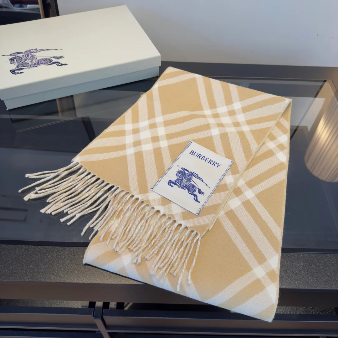 Шарфы Burberry 1303441