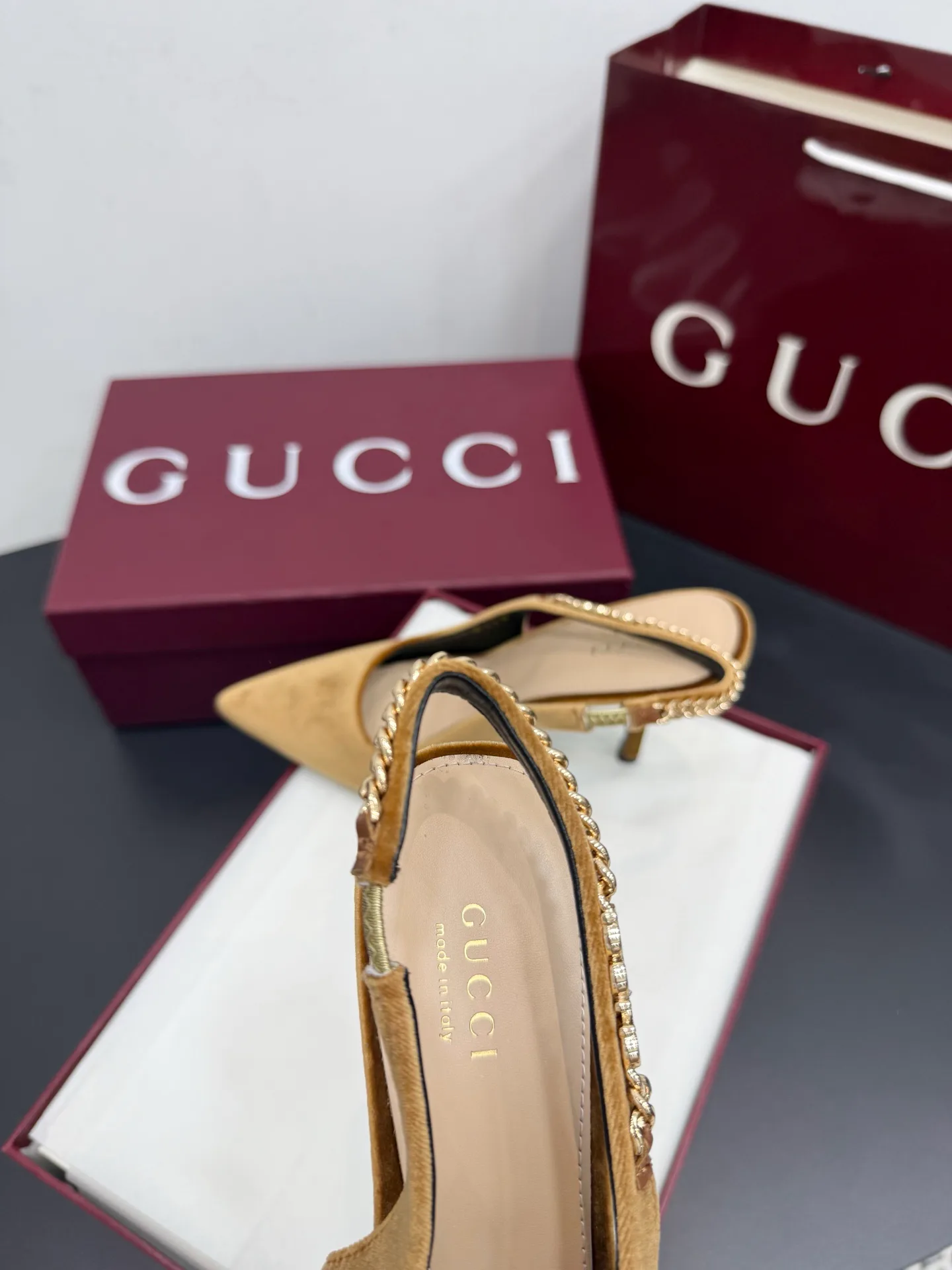 Туфли Женские Gucci 882945
