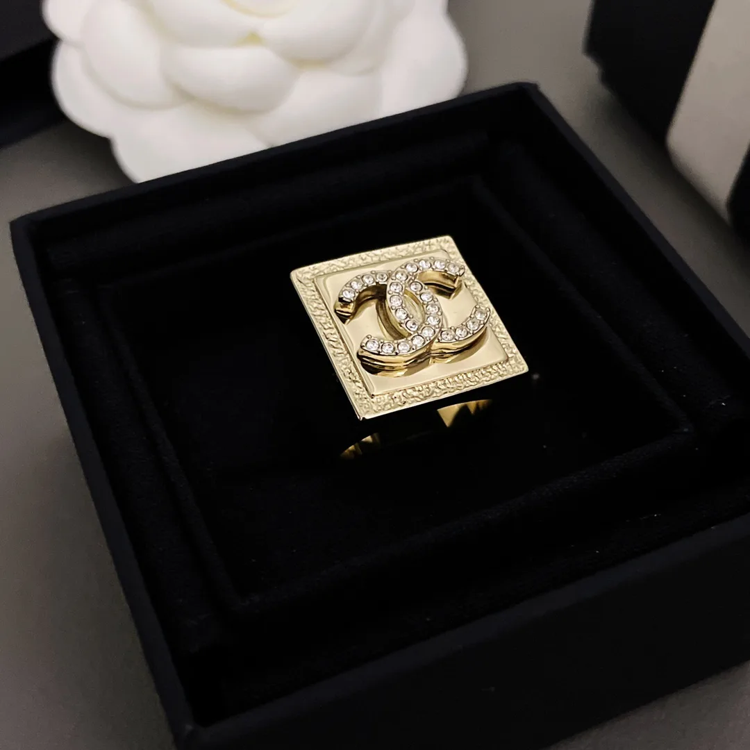 Бижутерия Chanel 11736748