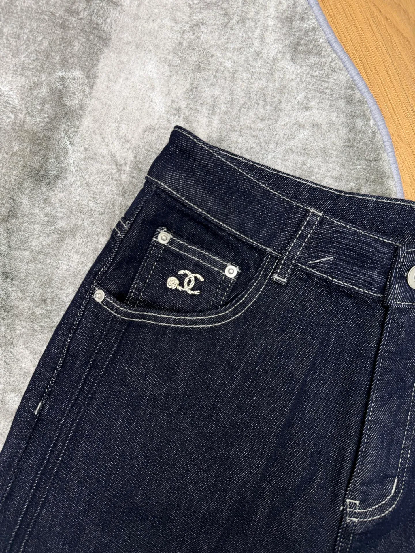 Джинсы Женские Chanel 11363431