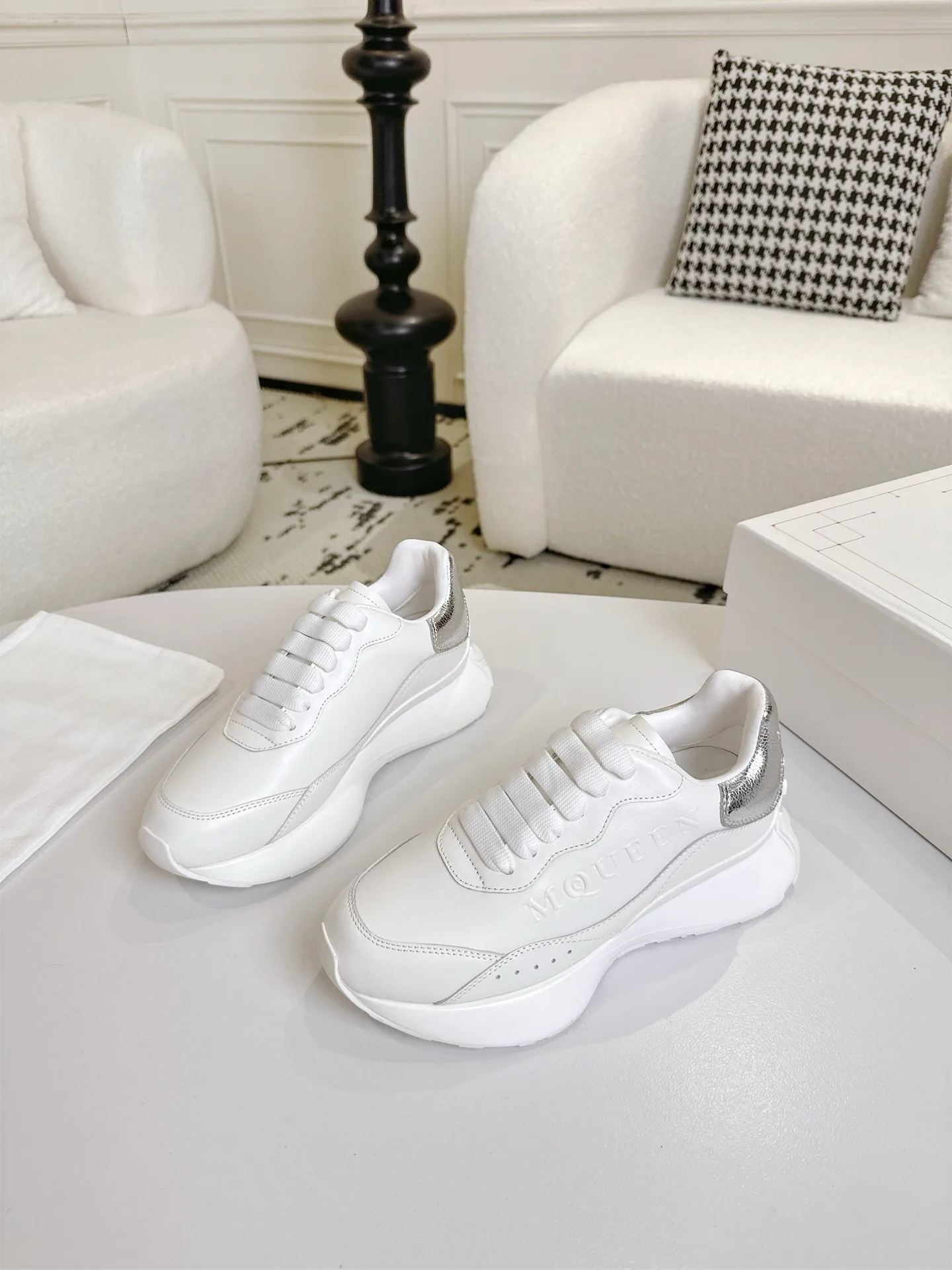 Кроссовки Женские Alexander Mcqueen 197383