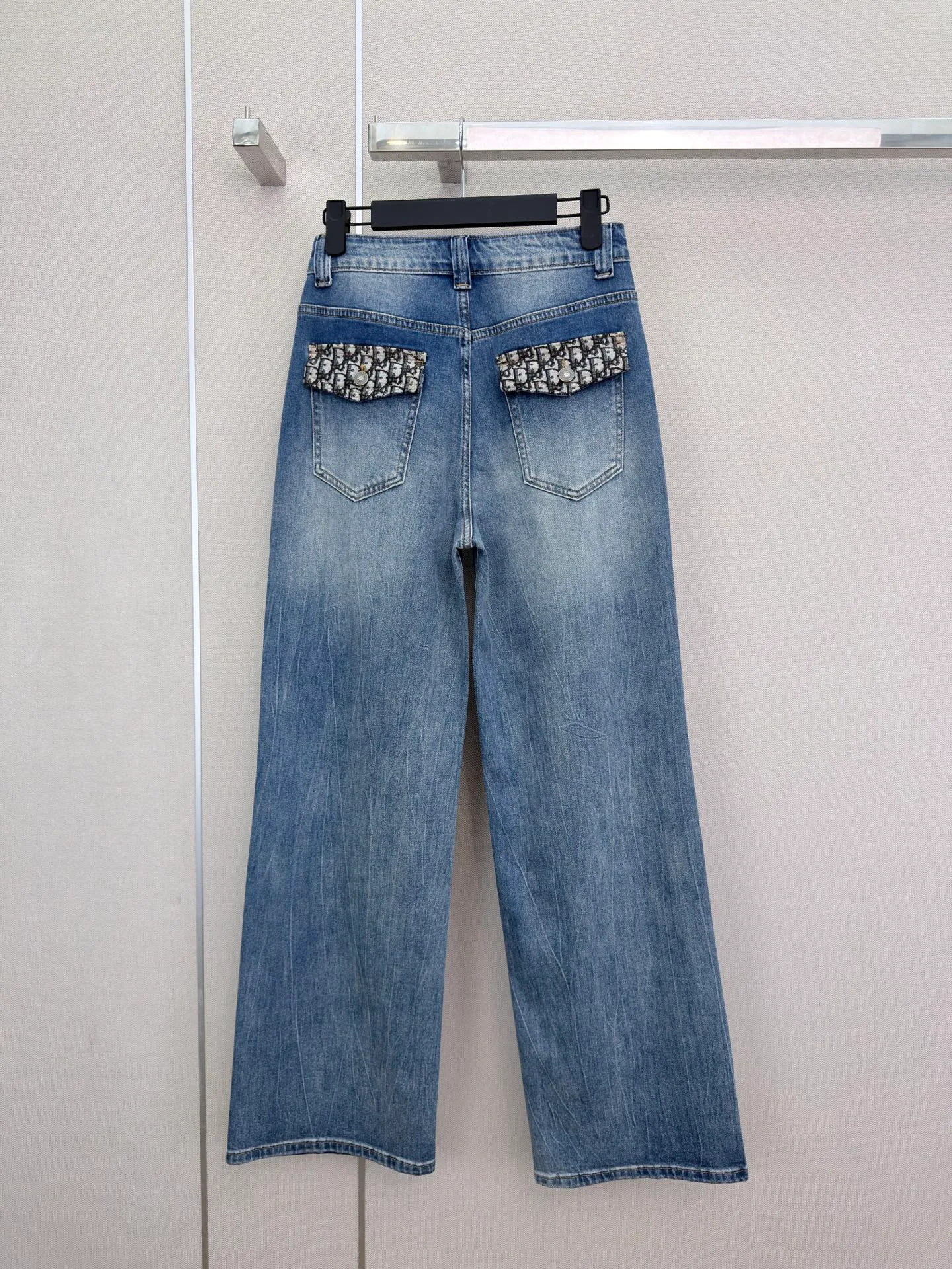 Джинсы Женские Christian Dior 17564534