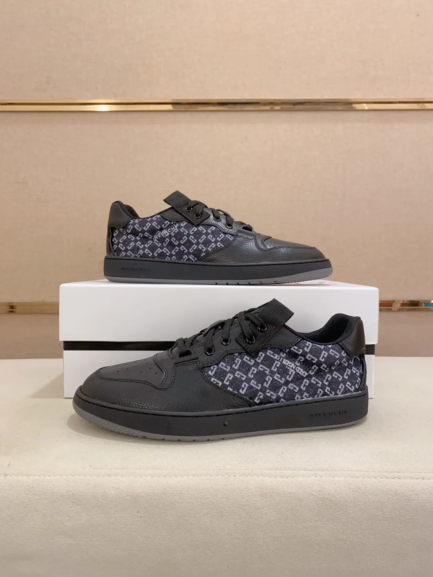 Кроссовки Мужские Givenchy 53724