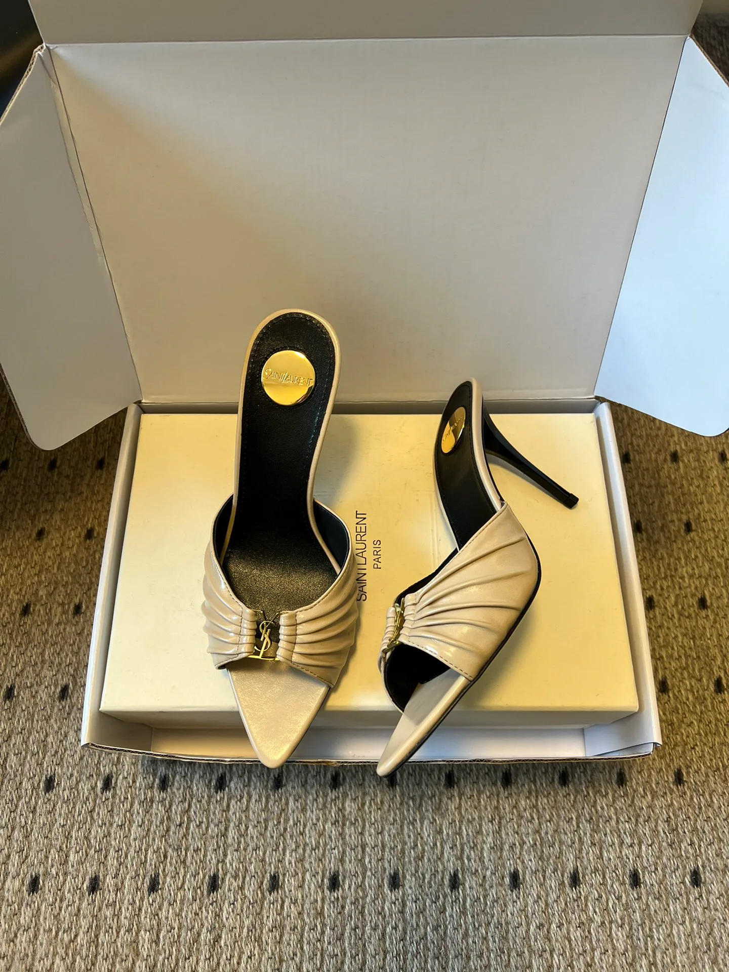 Босоножки Женские Saint Laurent 10835423