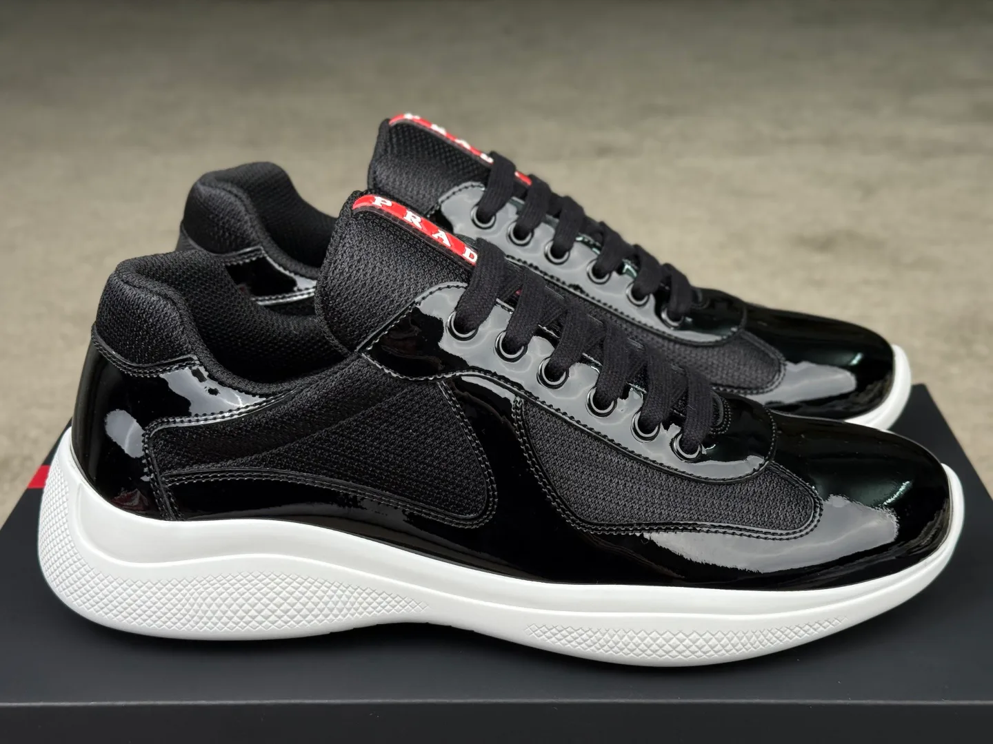 Кроссовки Женские Prada 12730866