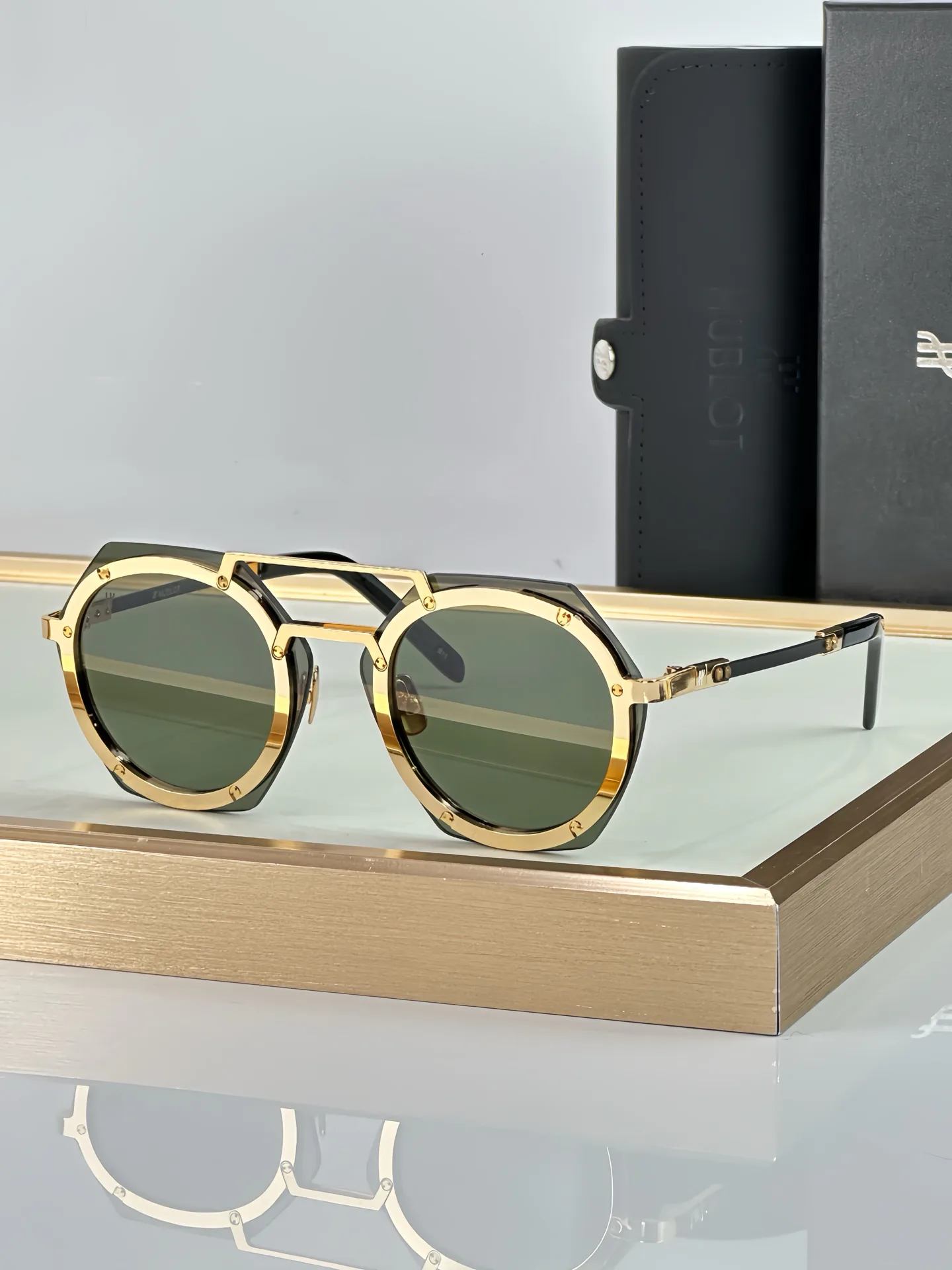 Очки Hublot 429836