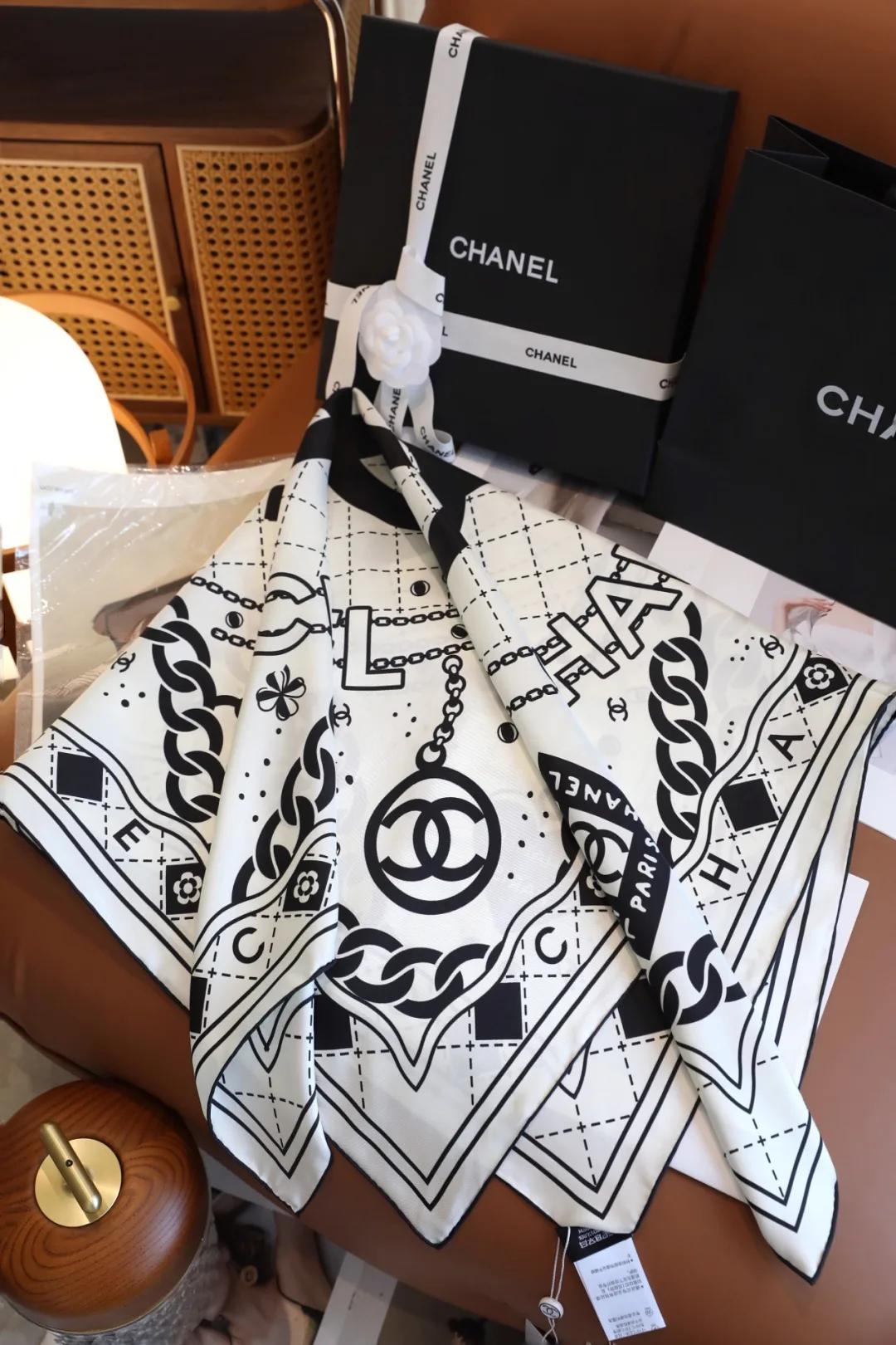 Платки Chanel 4775400