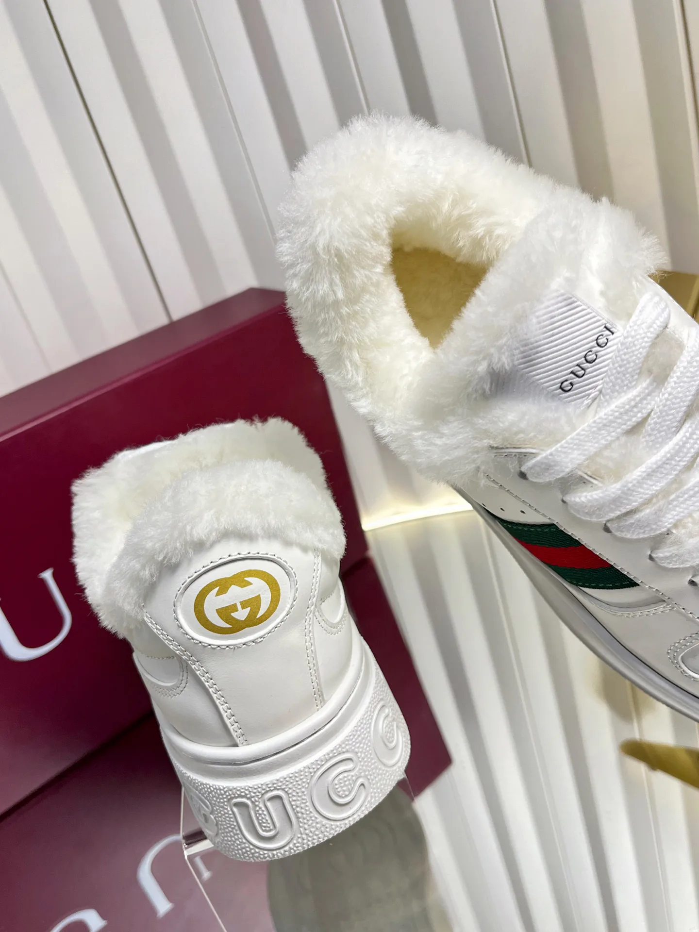 Кроссовки Женские Gucci 415627