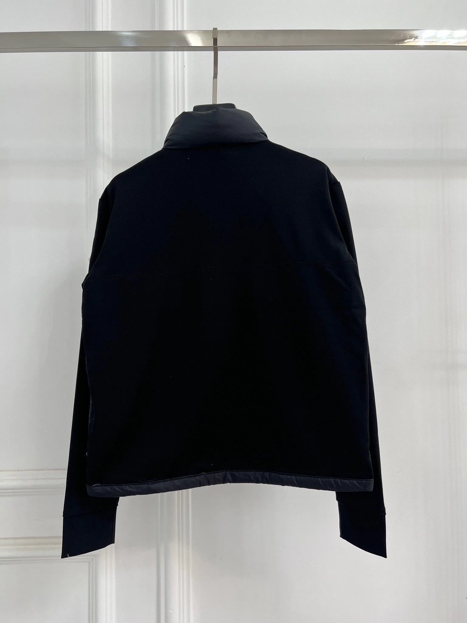 Куртки И Пуховики Женские Moncler 18416232