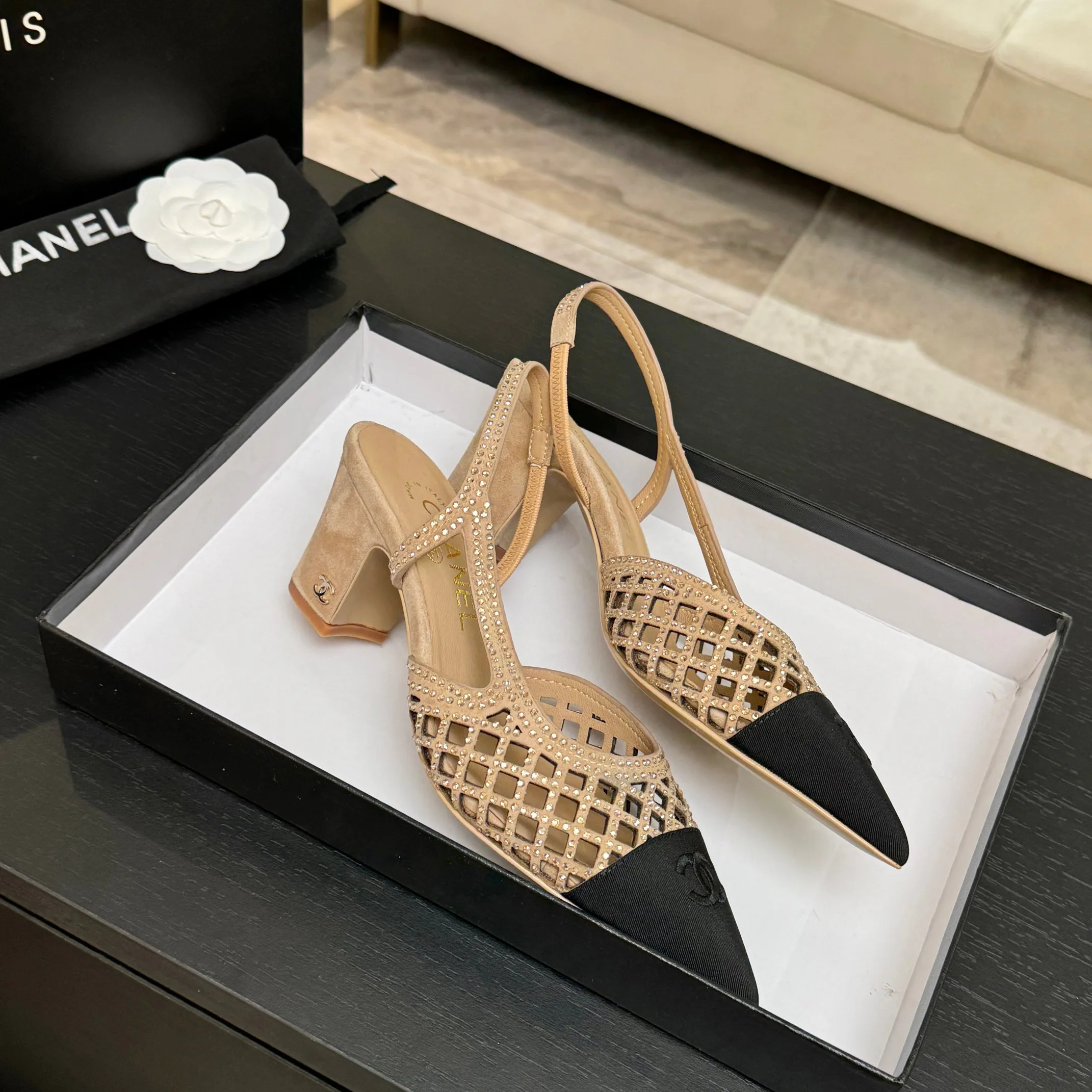 Туфли Женские Chanel 17448394