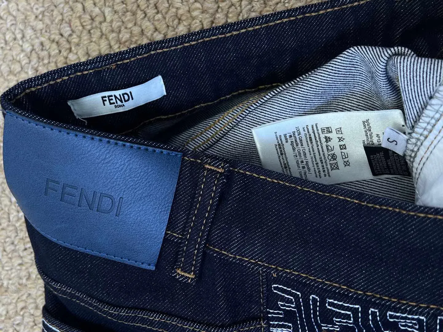 Джинсы Женские Fendi 861039