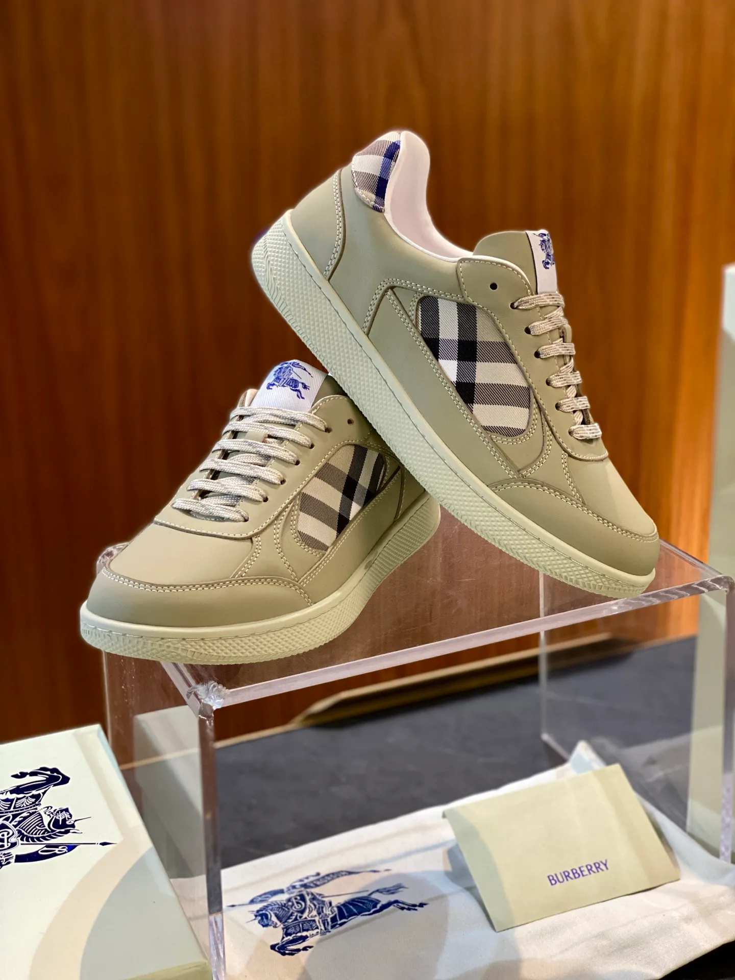 Кроссовки Мужские Burberry 1319084