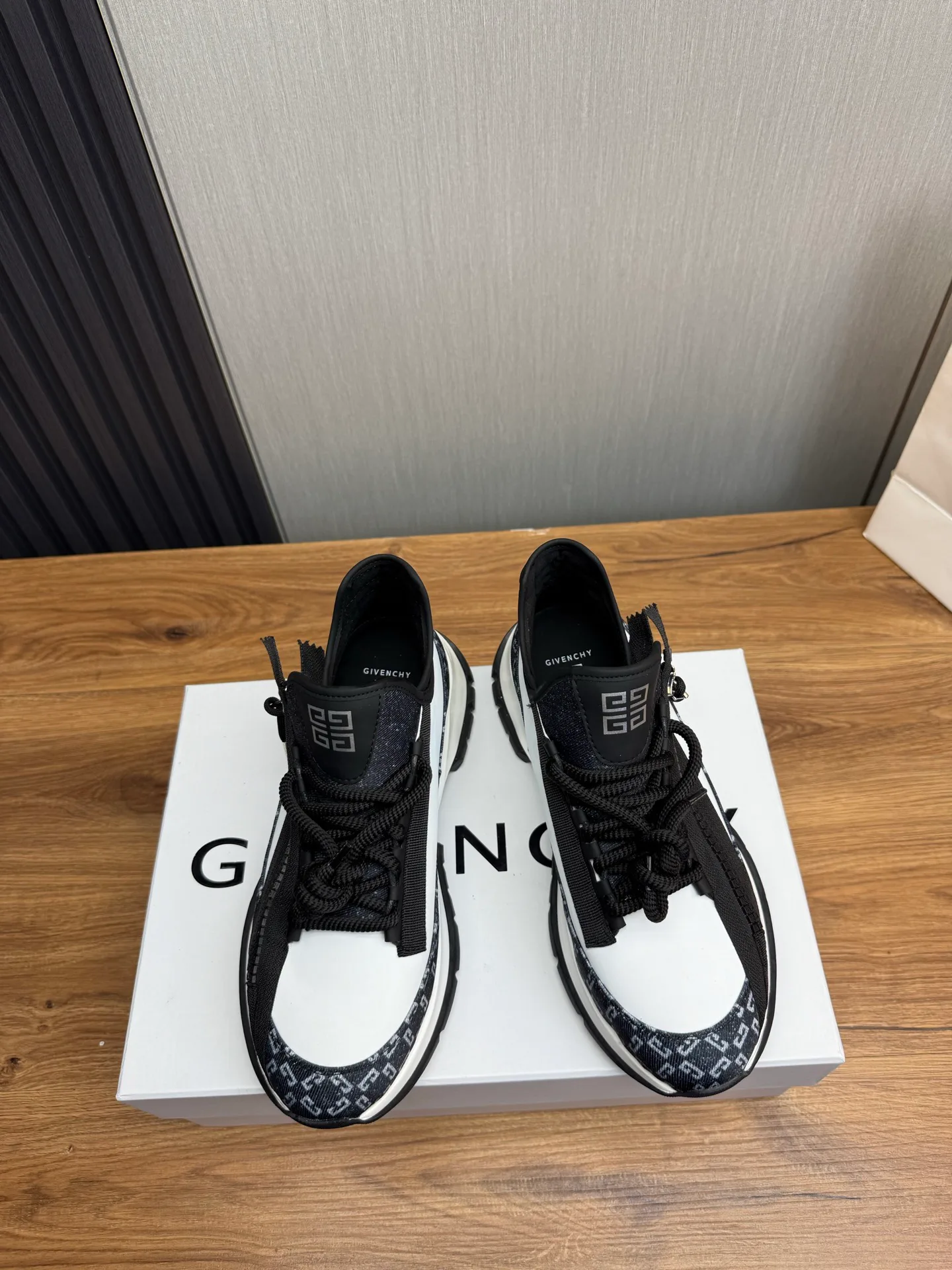 Кроссовки Мужские Givenchy 1628783
