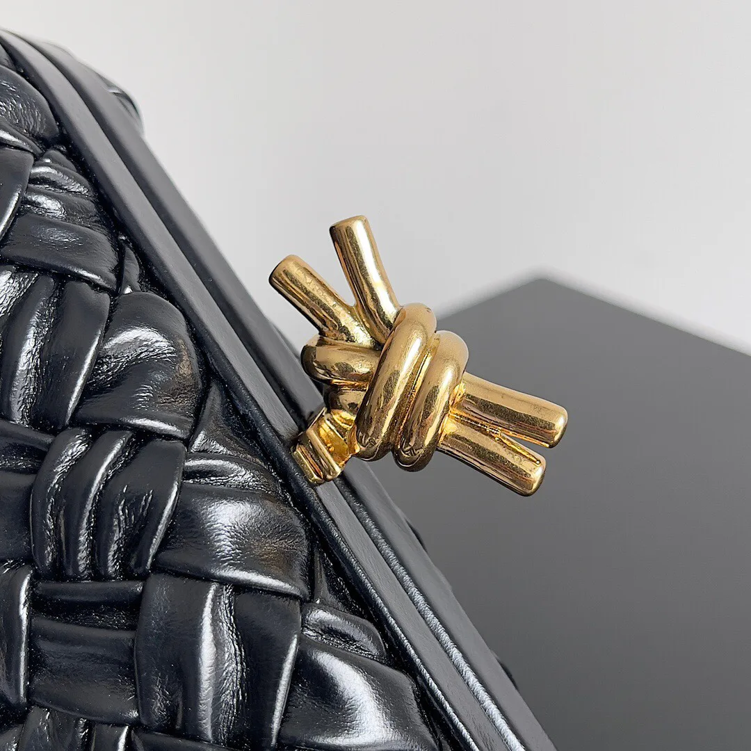 Клатчи Женские Bottega Veneta 10042693