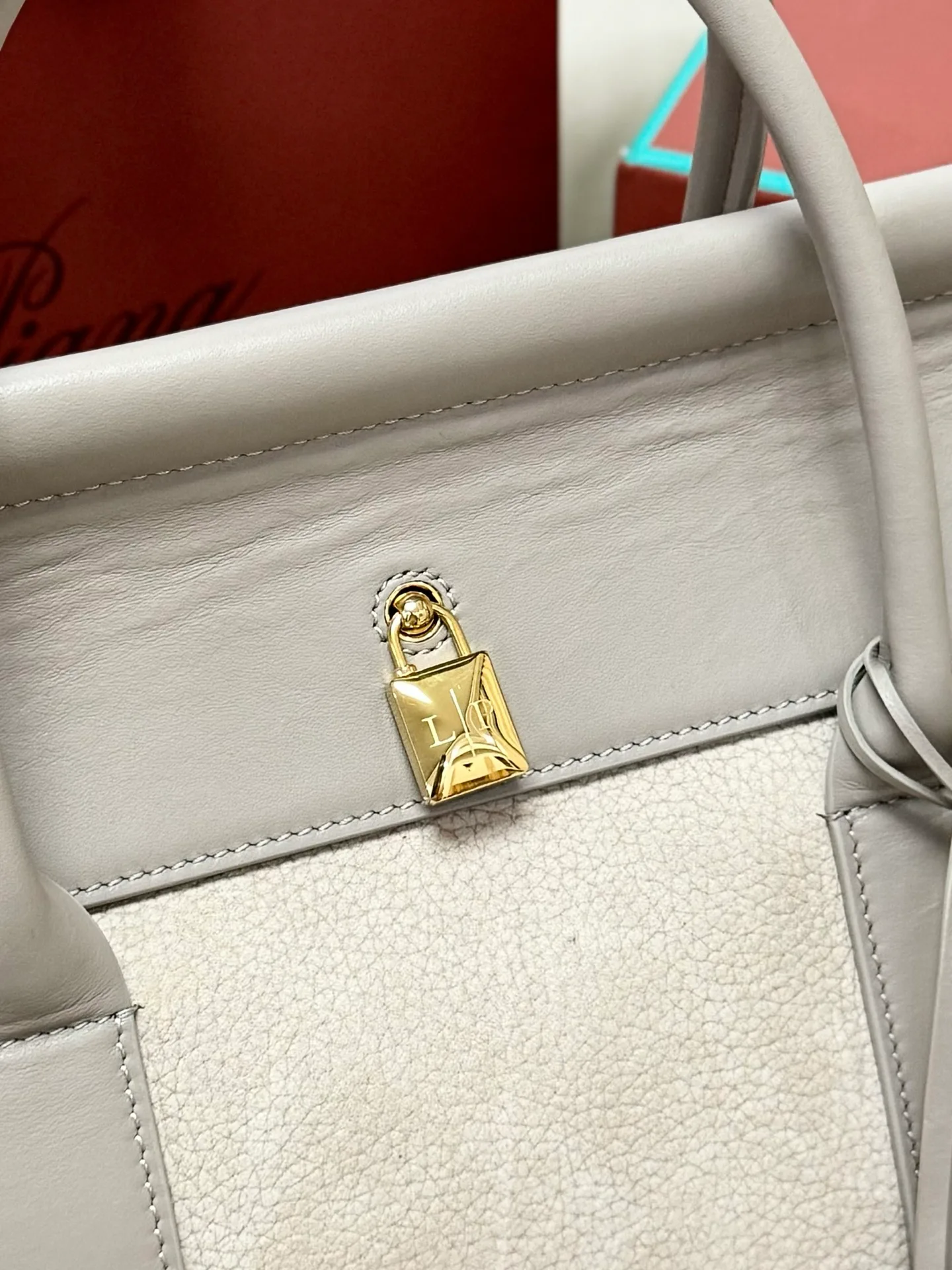 Классические Сумки Женские Loro Piana 11472595
