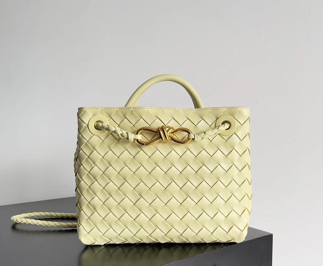 Классические Сумки Женские Prada 6448170