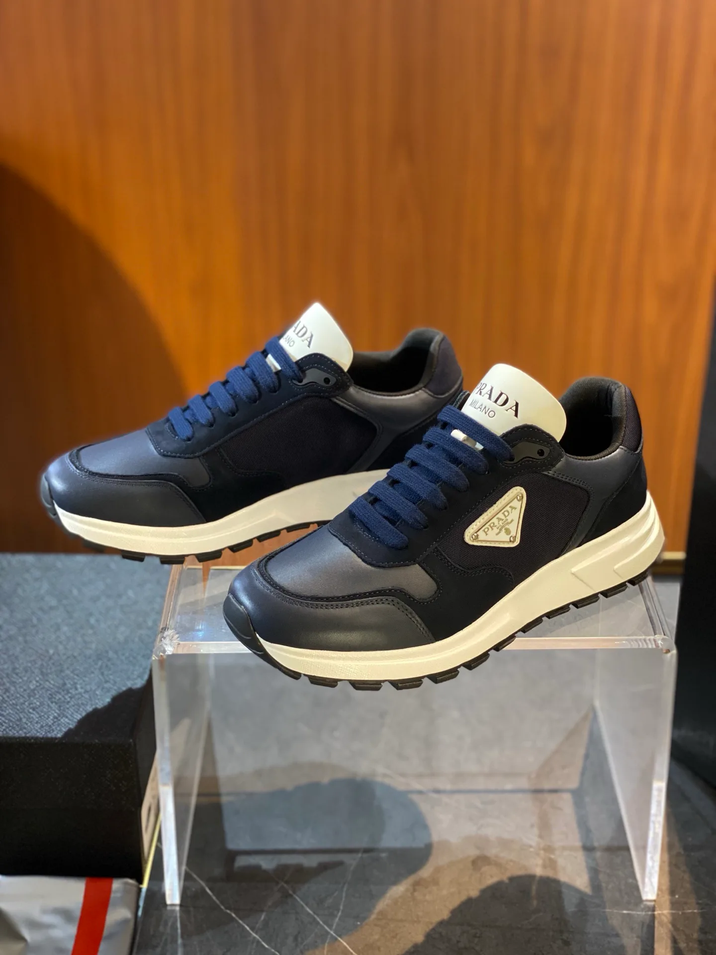 Кроссовки Мужские Prada 408458