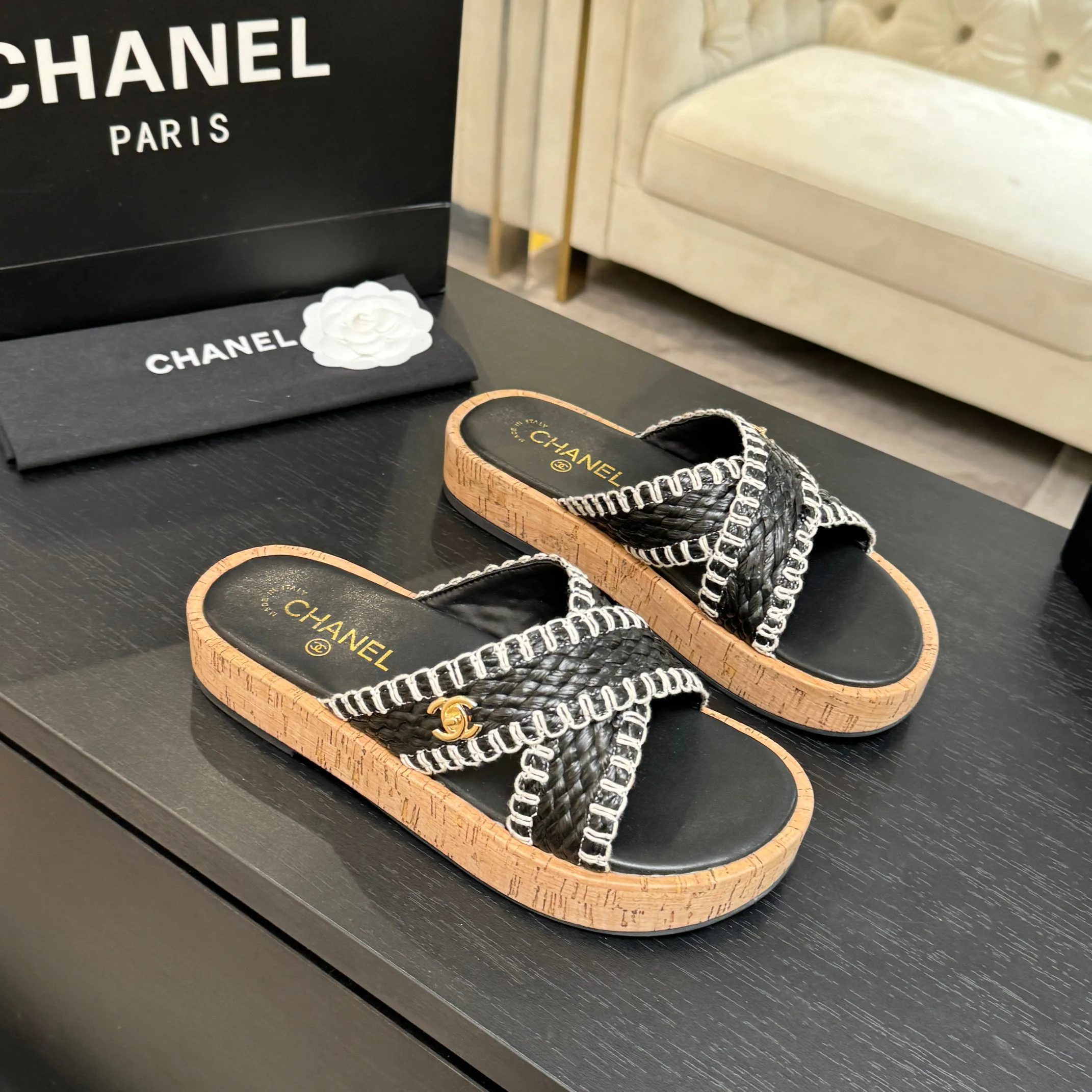 Шлепанцы Женские Chanel 1090997