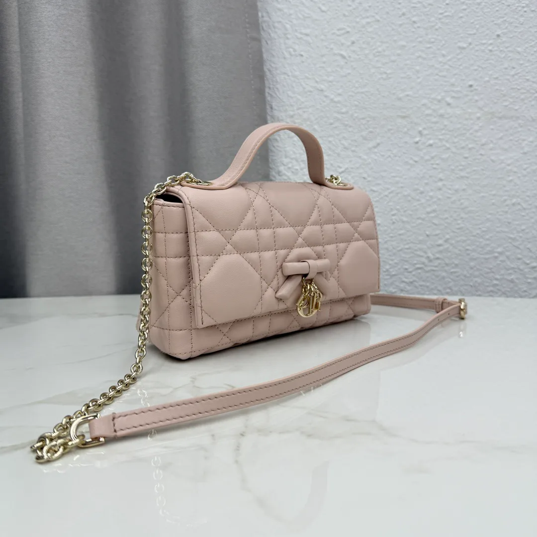 Классические Сумки Женские Christian Dior 16848244