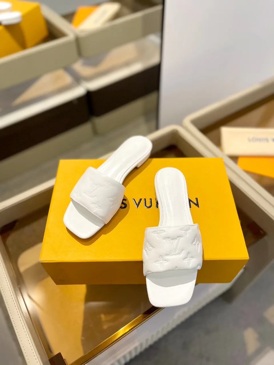 Сандалии Женские Louis Vuitton 9865391
