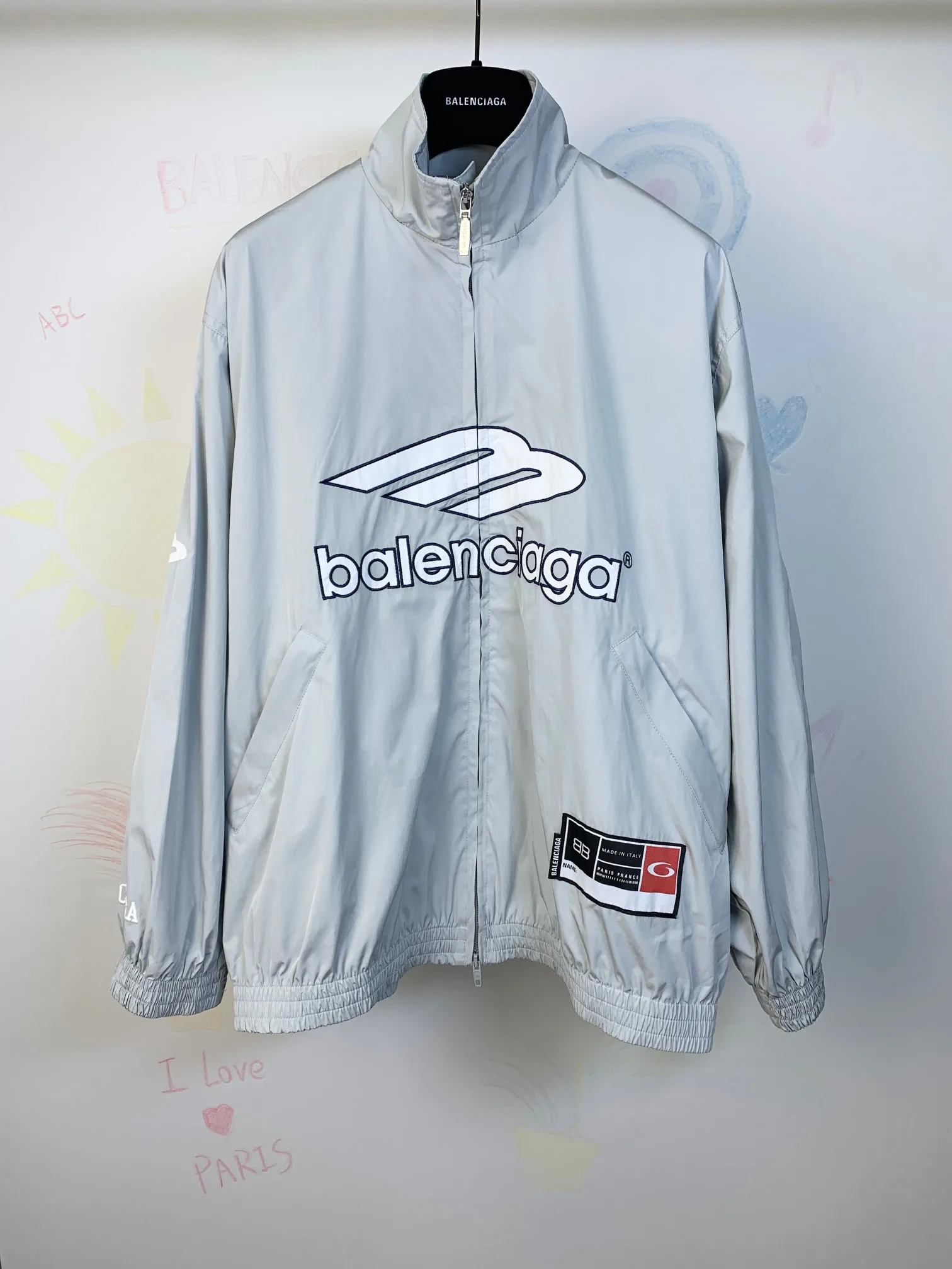 Куртки И Пуховики Женские Balenciaga 18136232