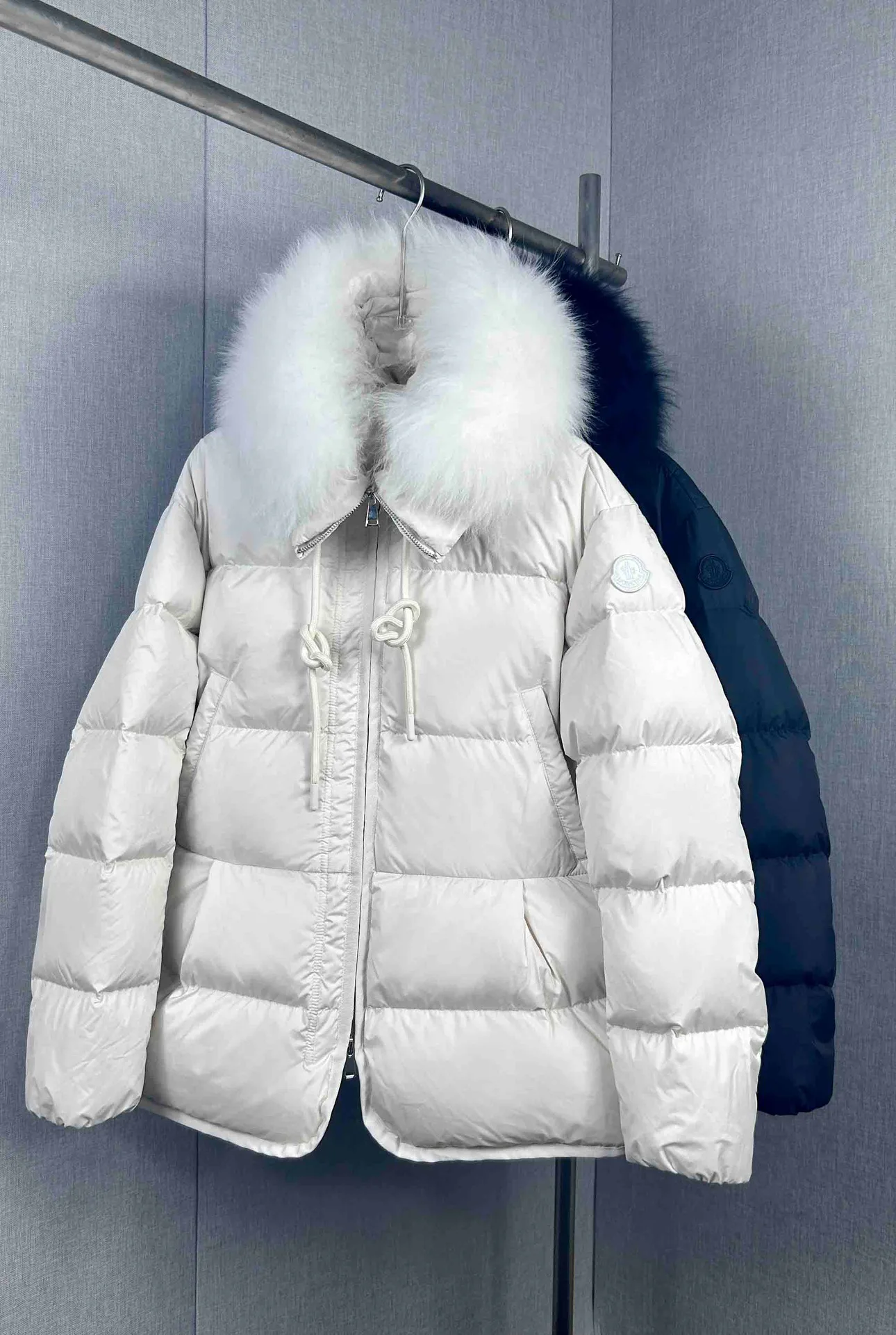 Куртки И Пуховики Женские Moncler 19648624