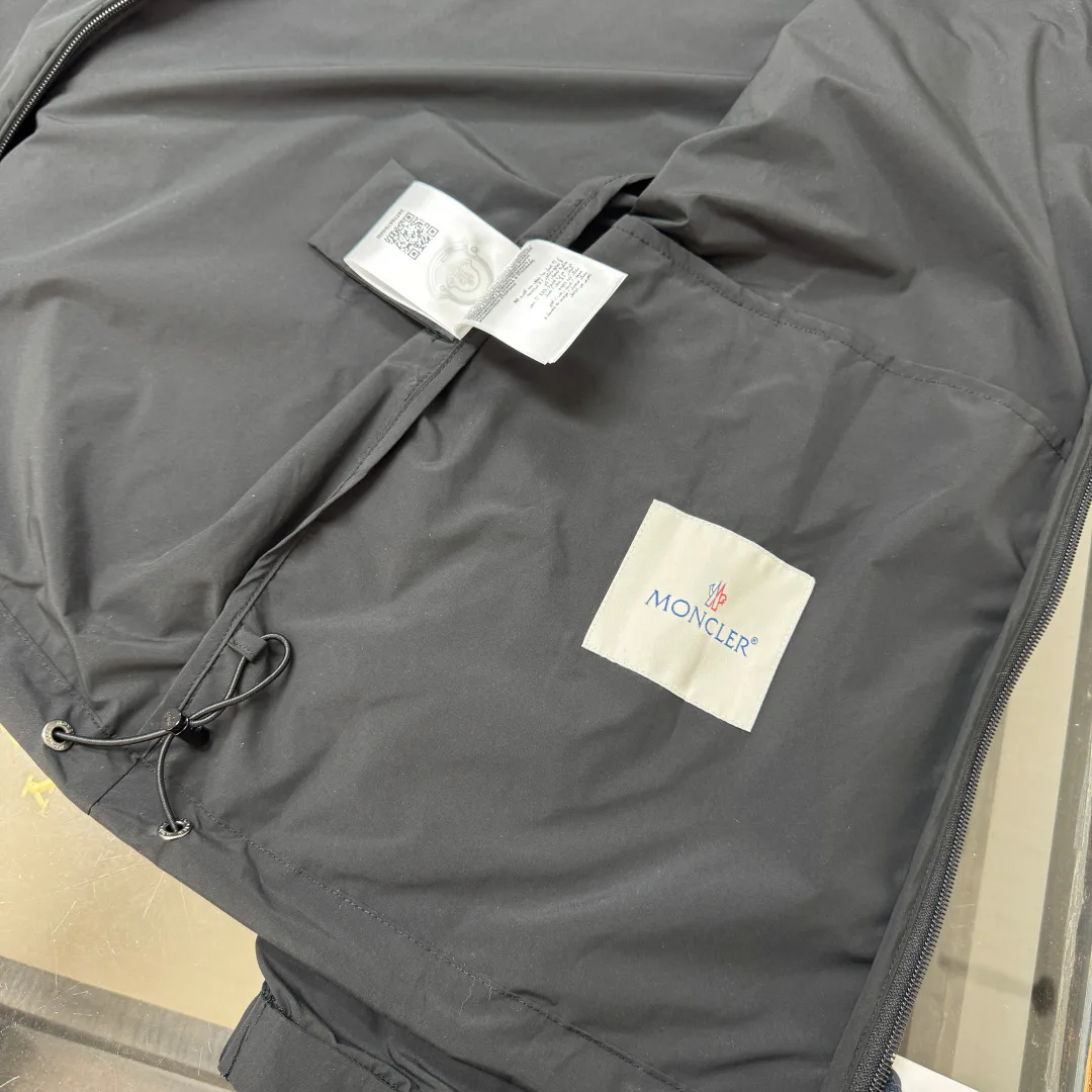 Куртки И Пуховики Мужские Moncler 9642382